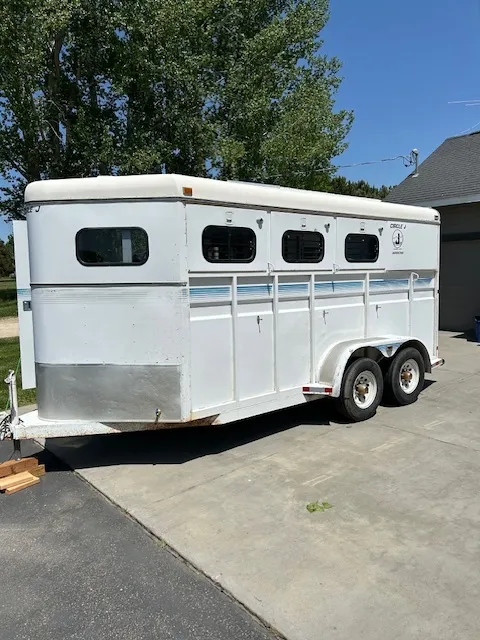 Three Horse Slant Trailer