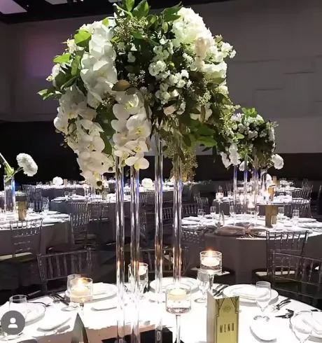 Acrylic Harlow Flower Stand