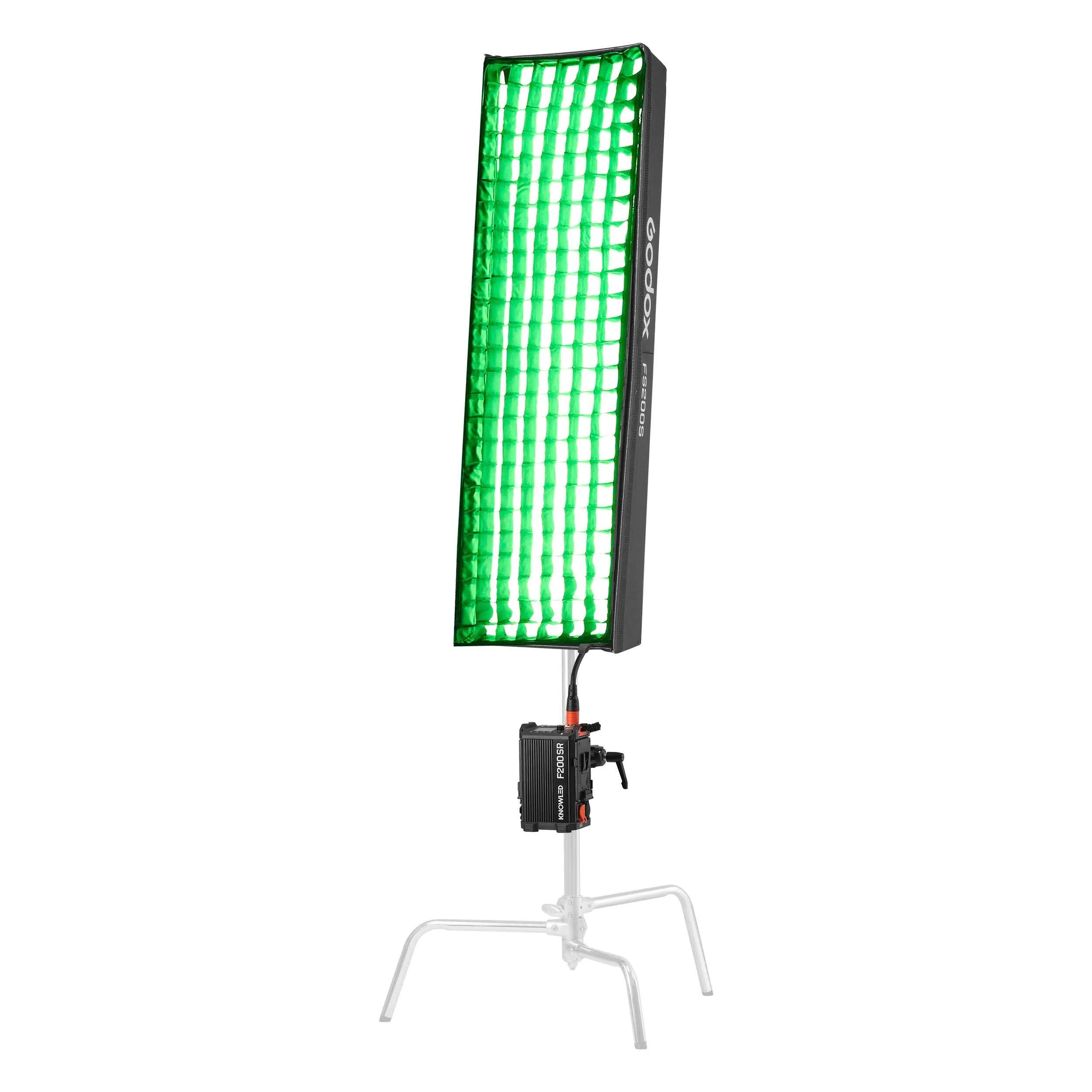 Godox KNOWLED F200SR | 200W RGBWW Matte Light (4:1 / 120x30cm)