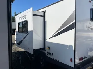 2022 Gulf Stream Northern Express