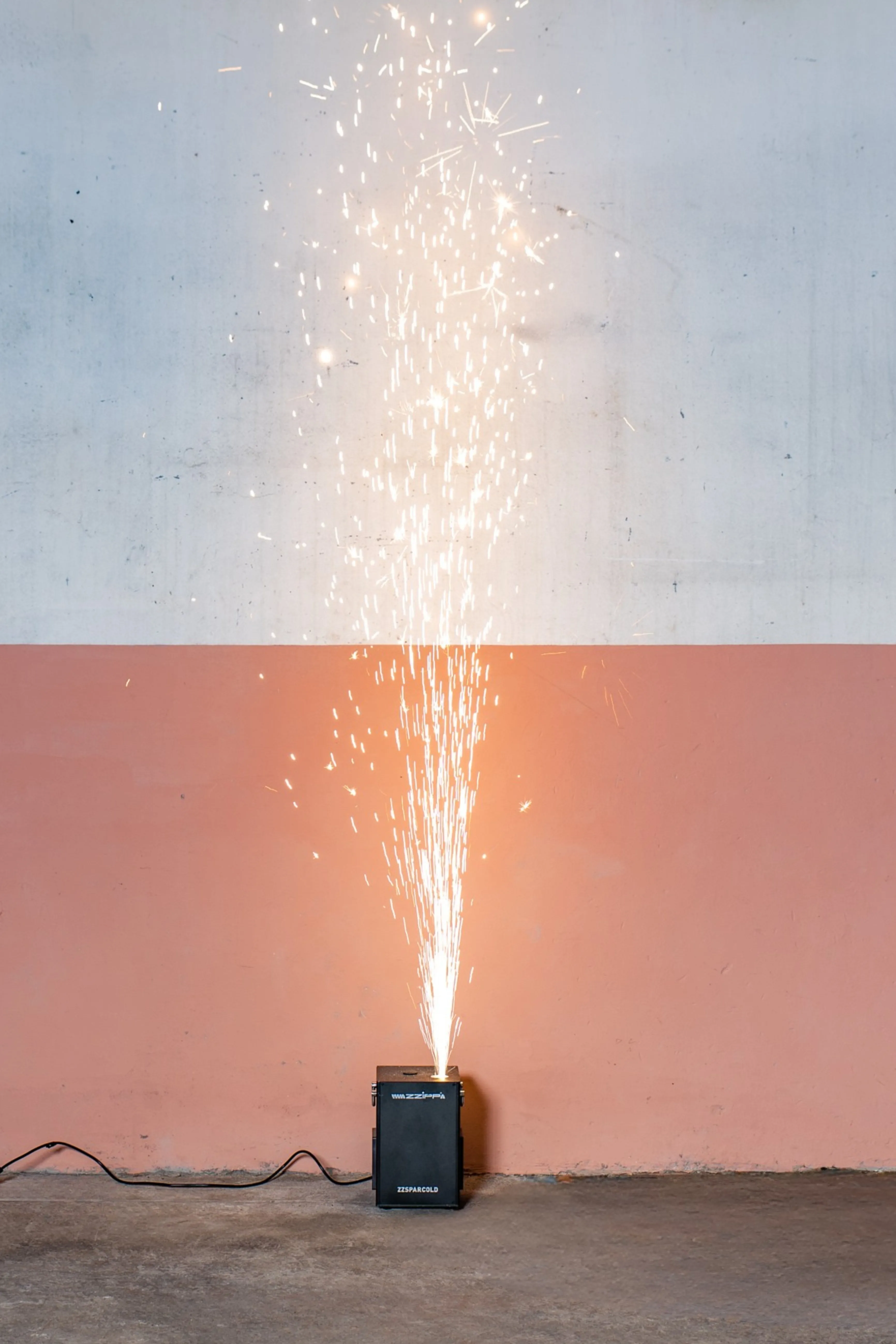 SBRAZE - Effetto fontana luminosa a getto verticale