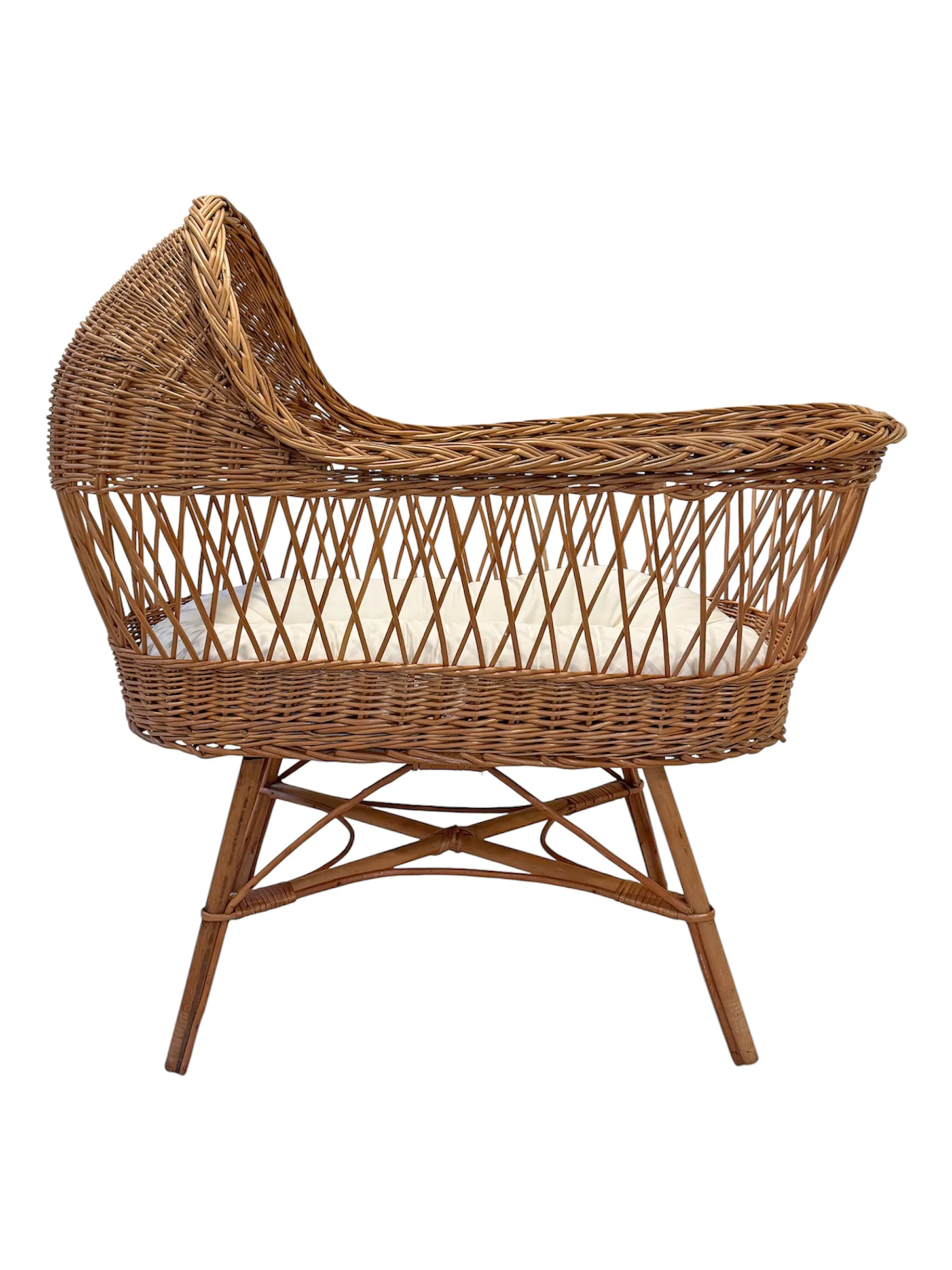 Wicker Baby Bassinet