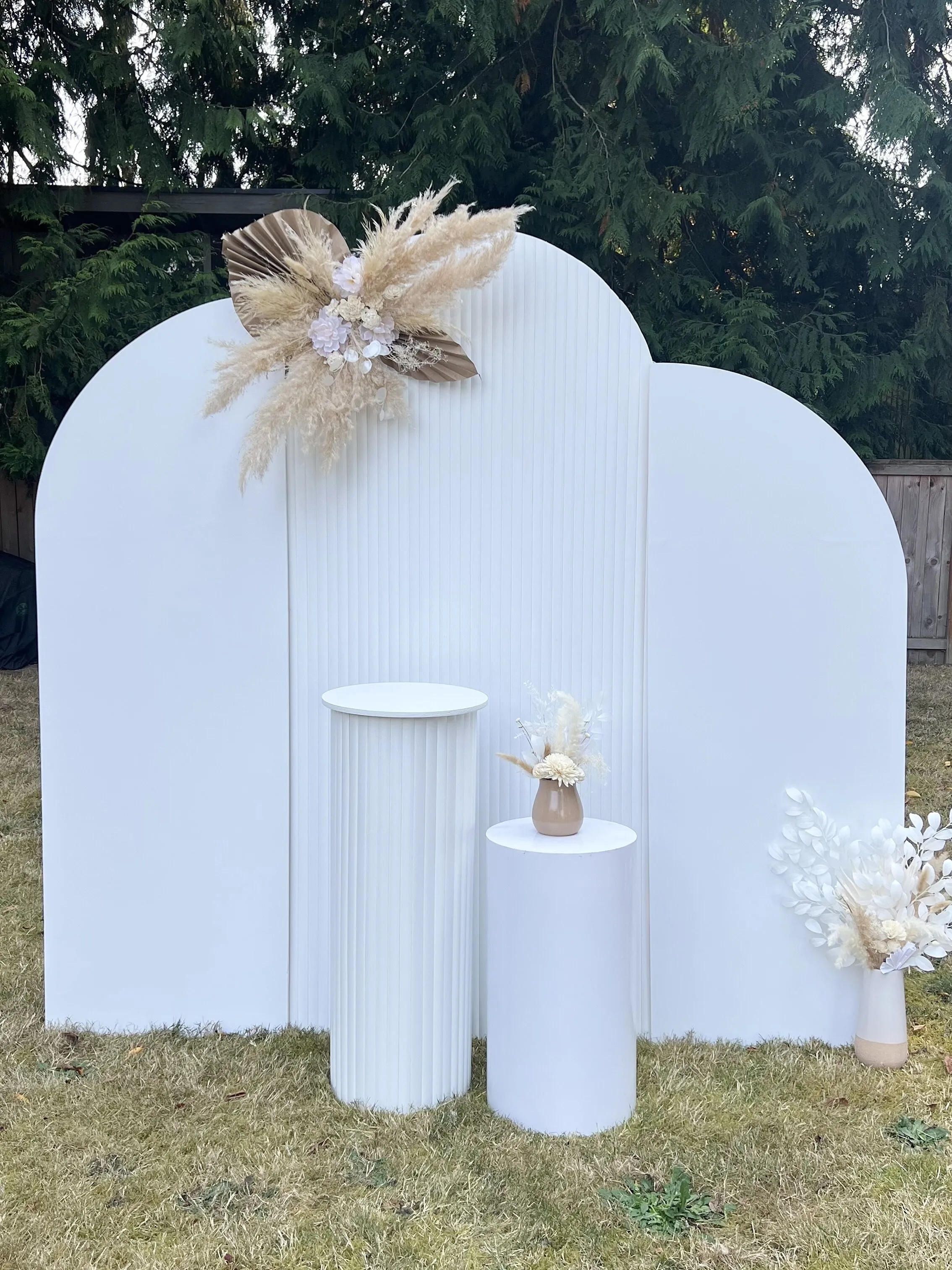 White 3 Panel Backdrop