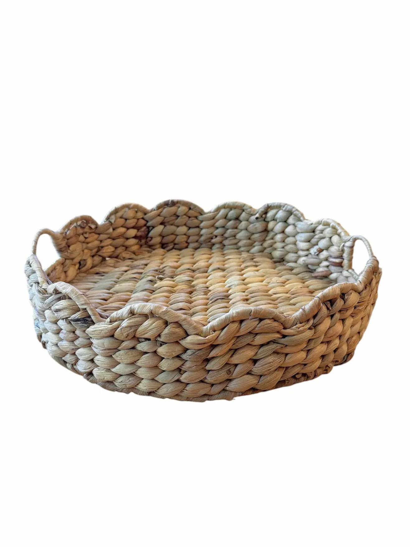 Scalloped Circle Tray