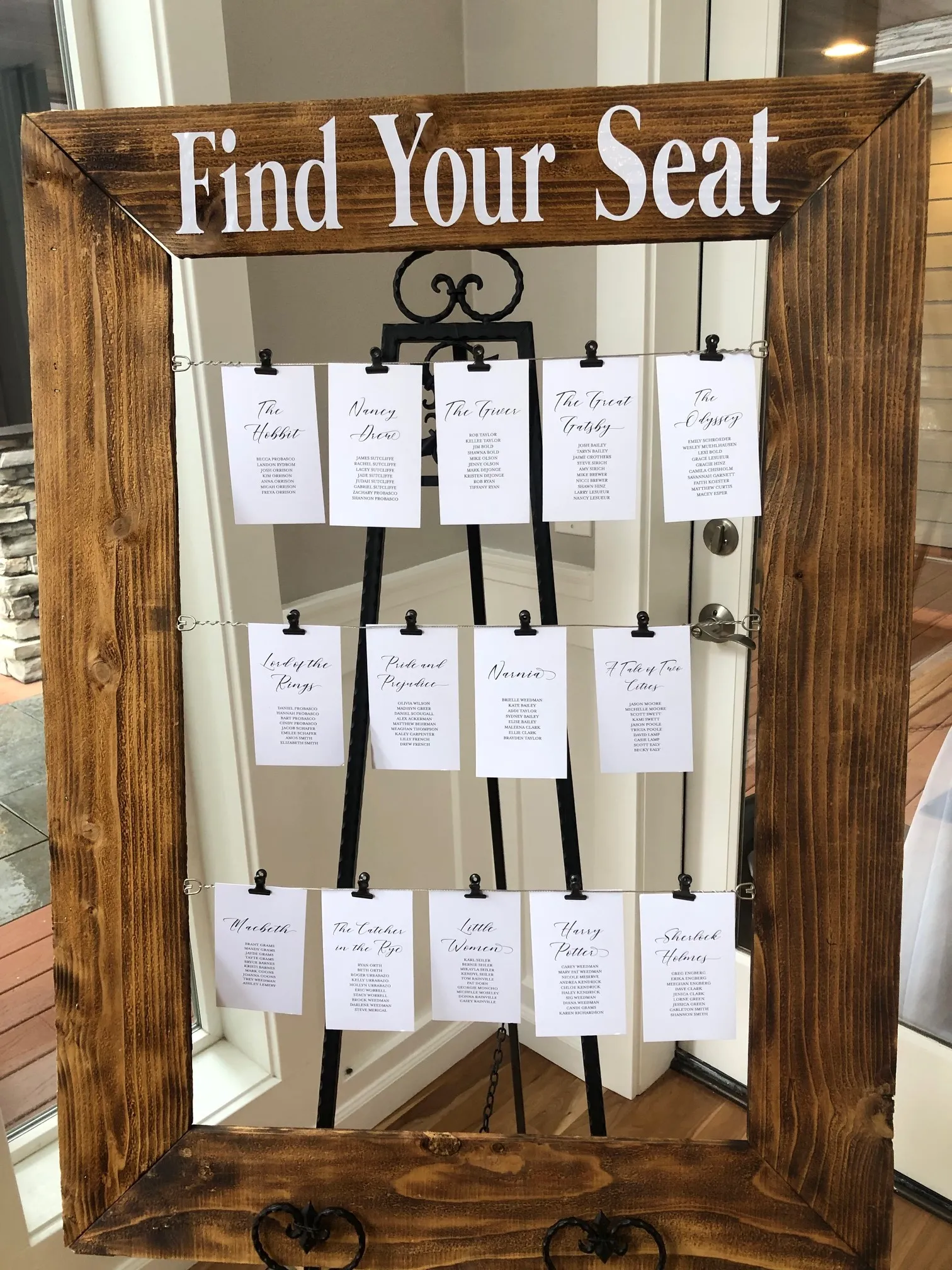 Rustic wood frame Seating plan