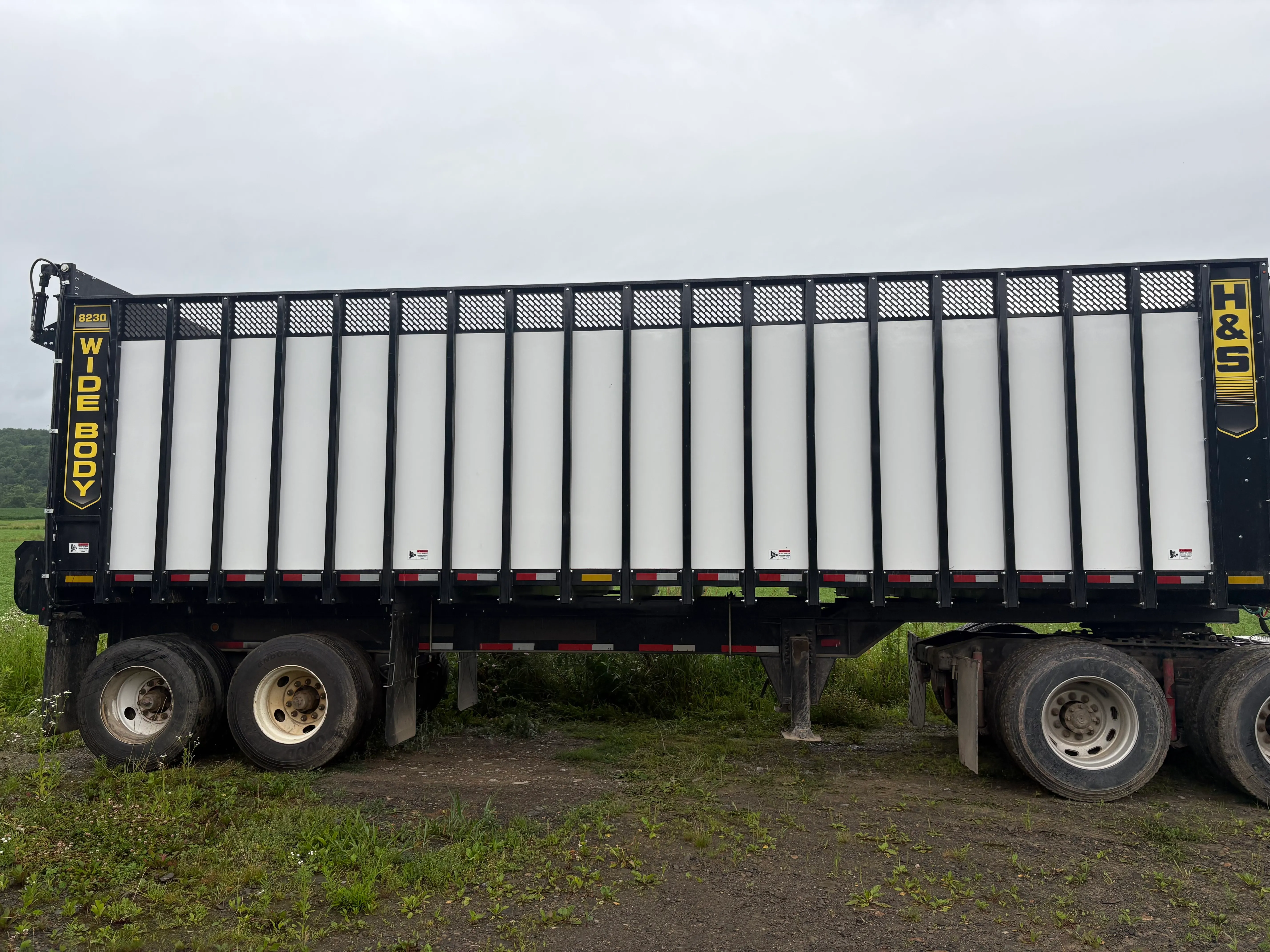 H&S 30-foot Semi-Trailer