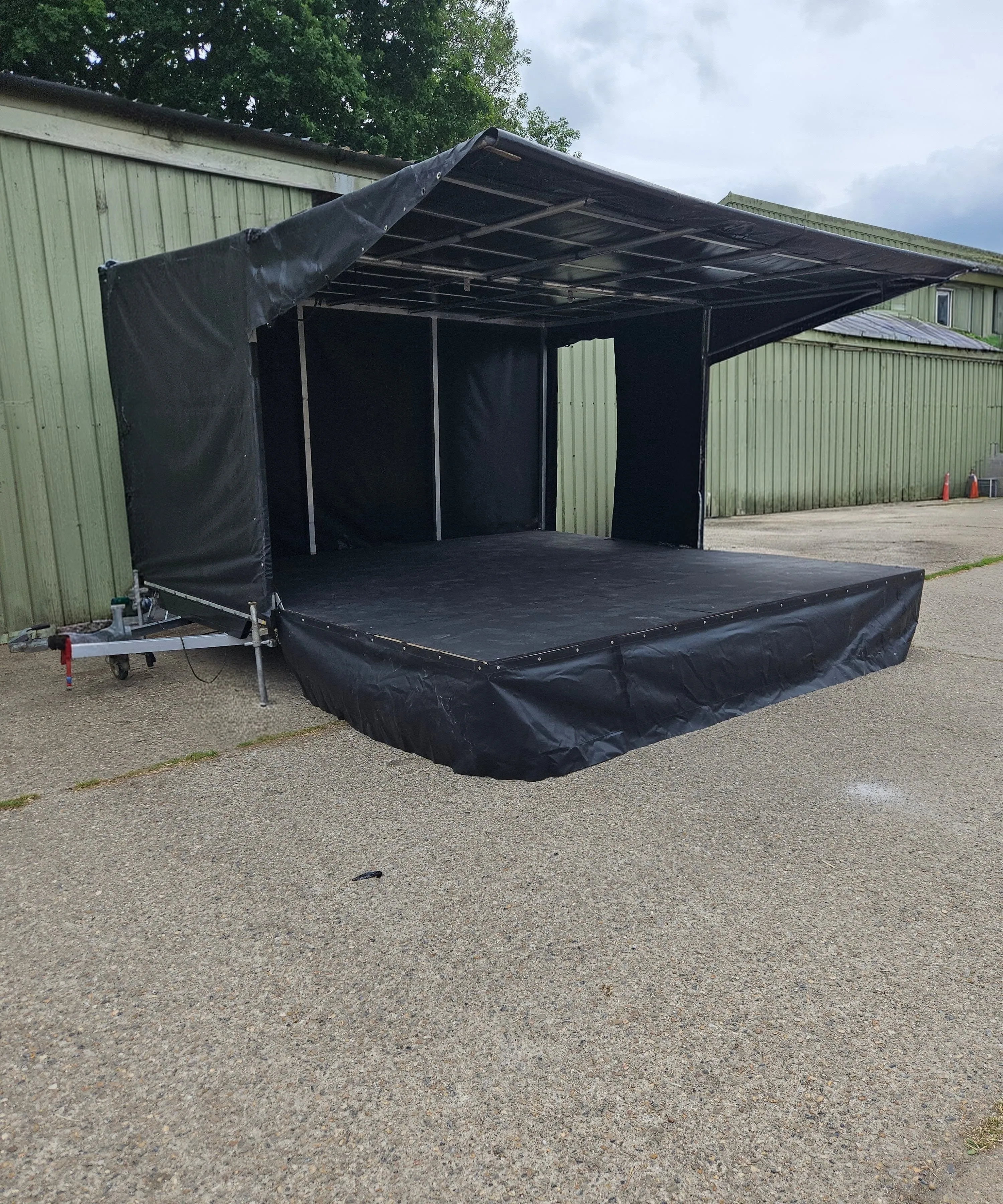 4 Metre Trailer Stage