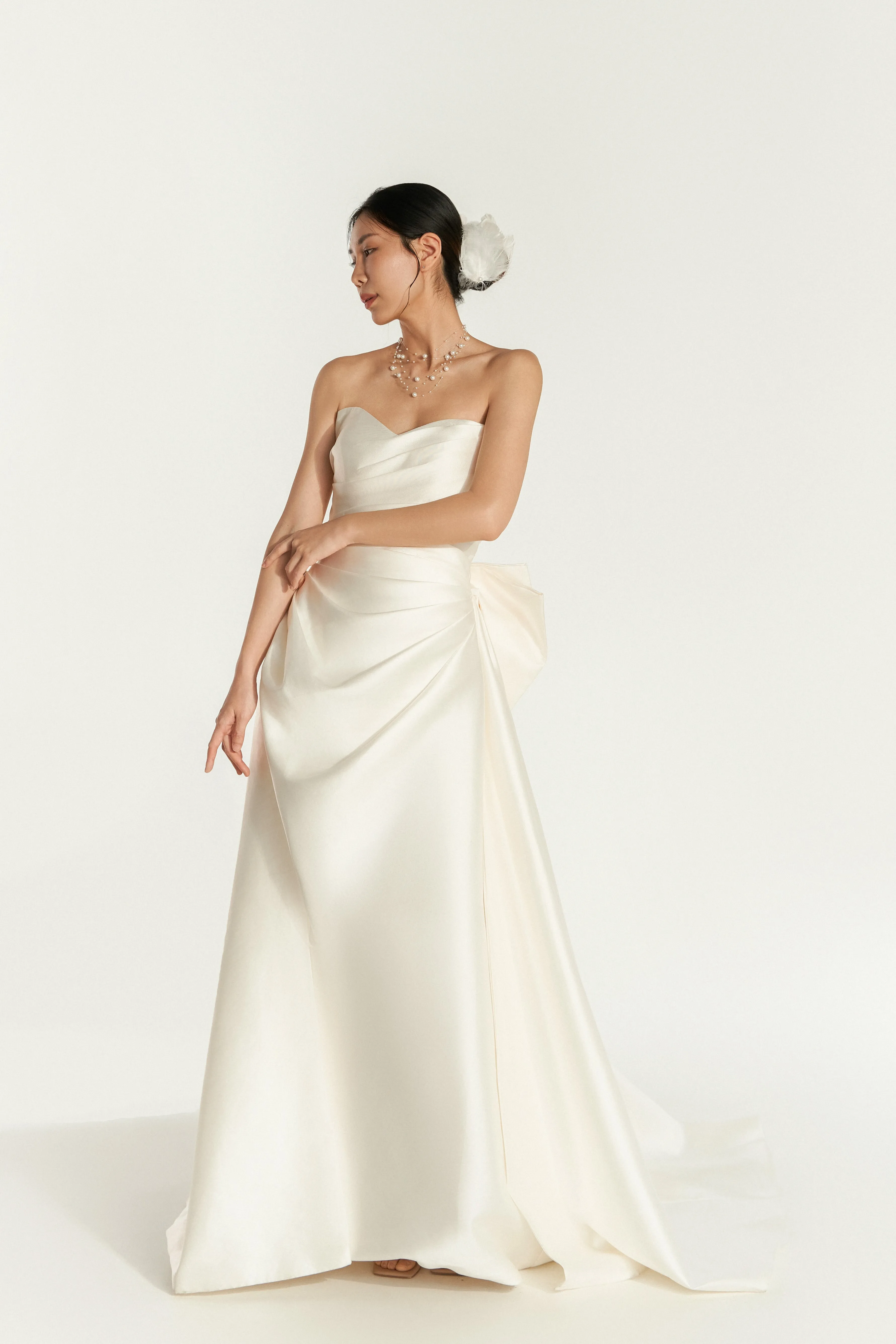 Pic de Crème Tissé de Soie