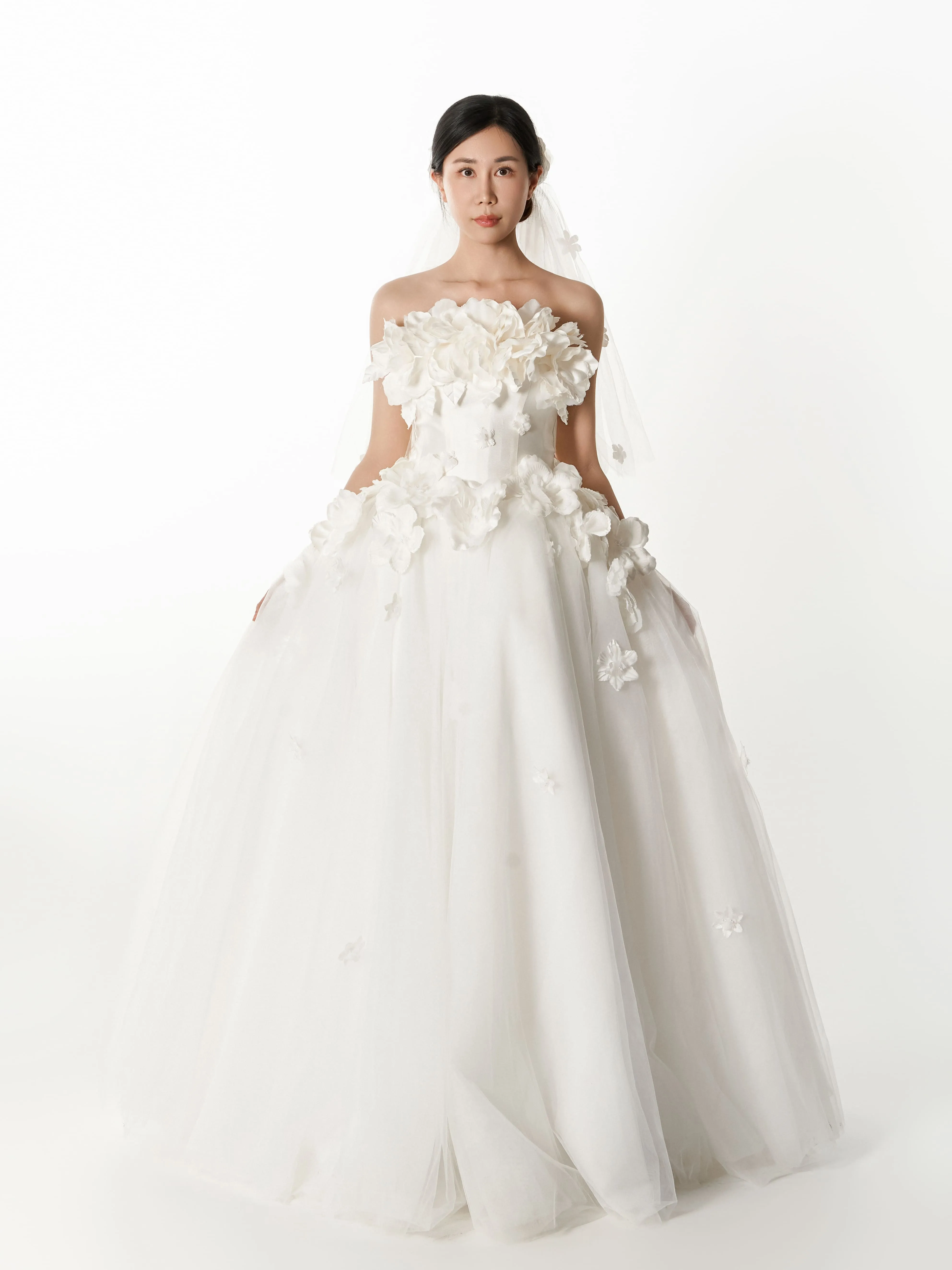 Look 7 - Églantine Blanche de l’Été