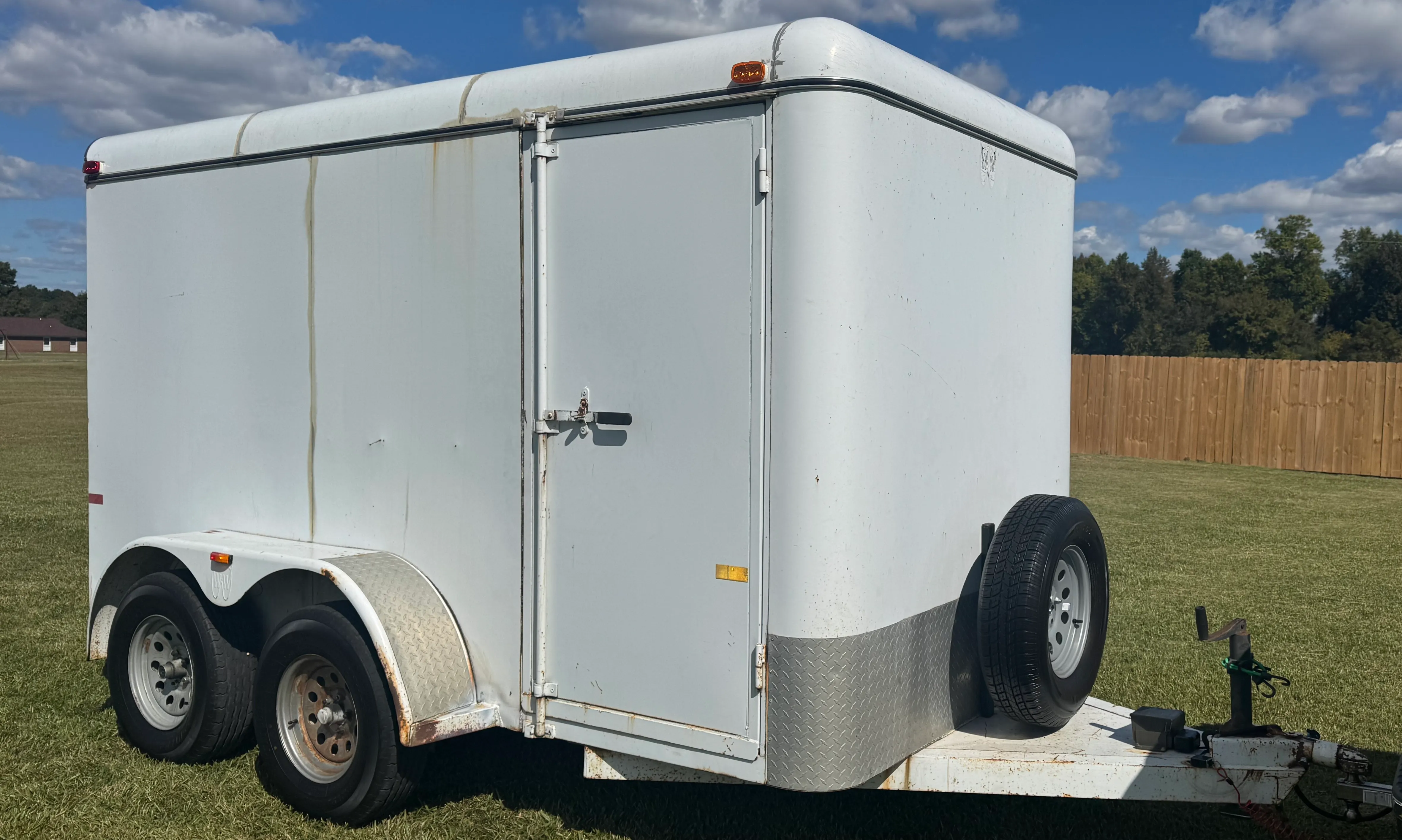 12ft Enclosed Trailer Bundle