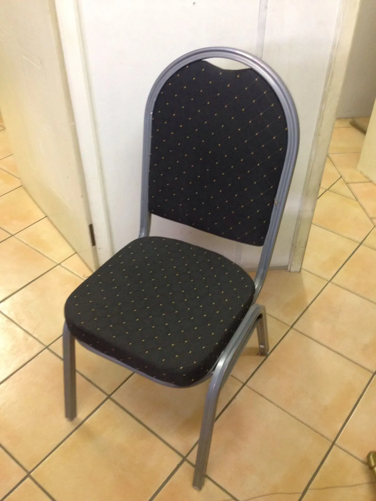 CONFERENCE CHAIRS BLACK