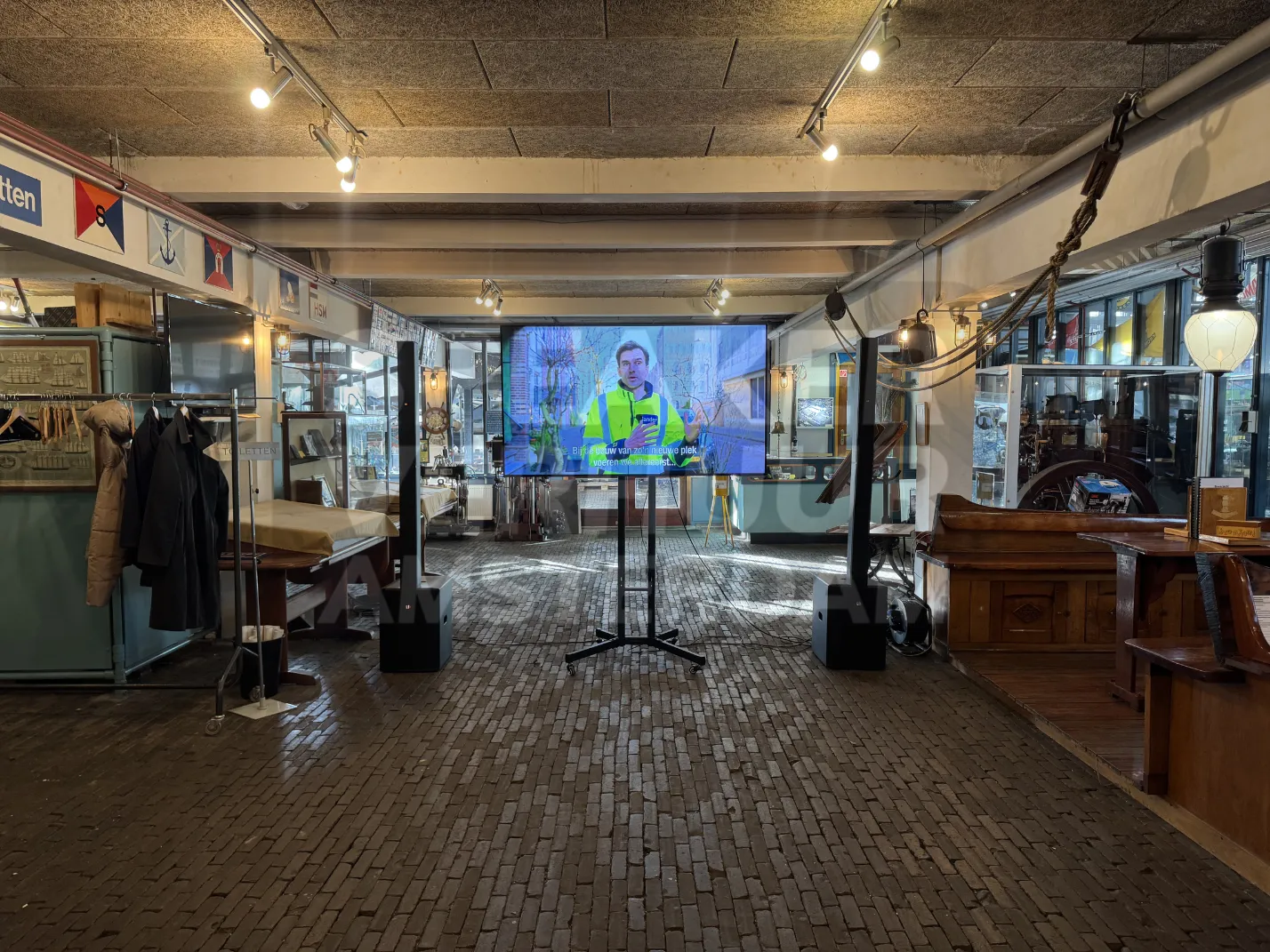welkomst video tv scherm ingang Amsterdam