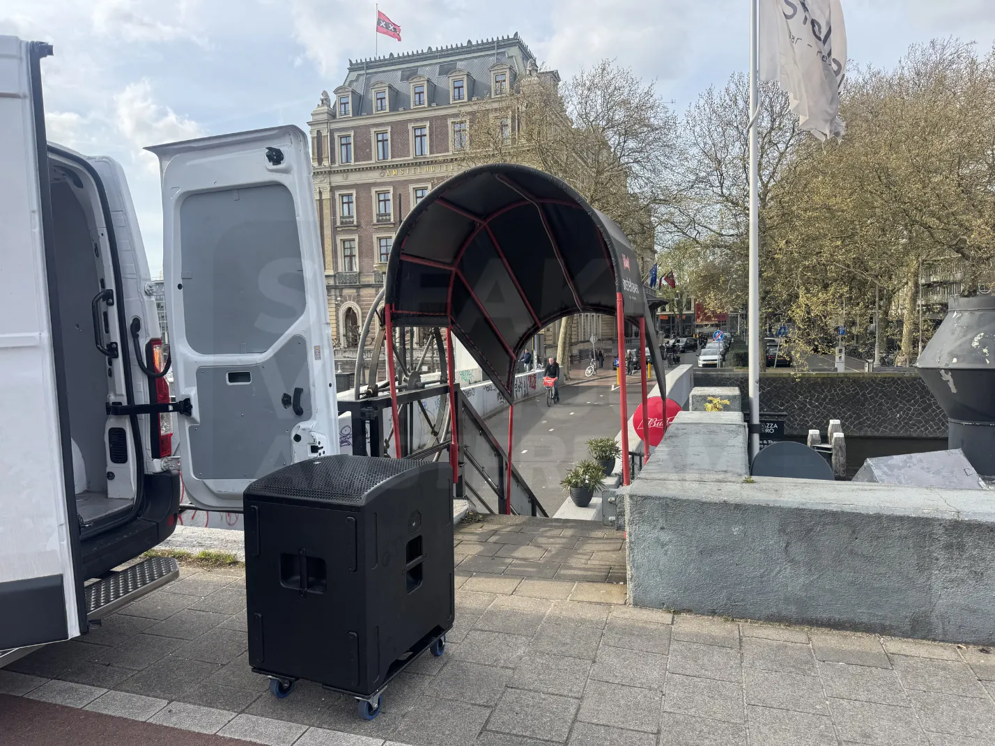 subwoofer huren Amsterdam spoed levering
