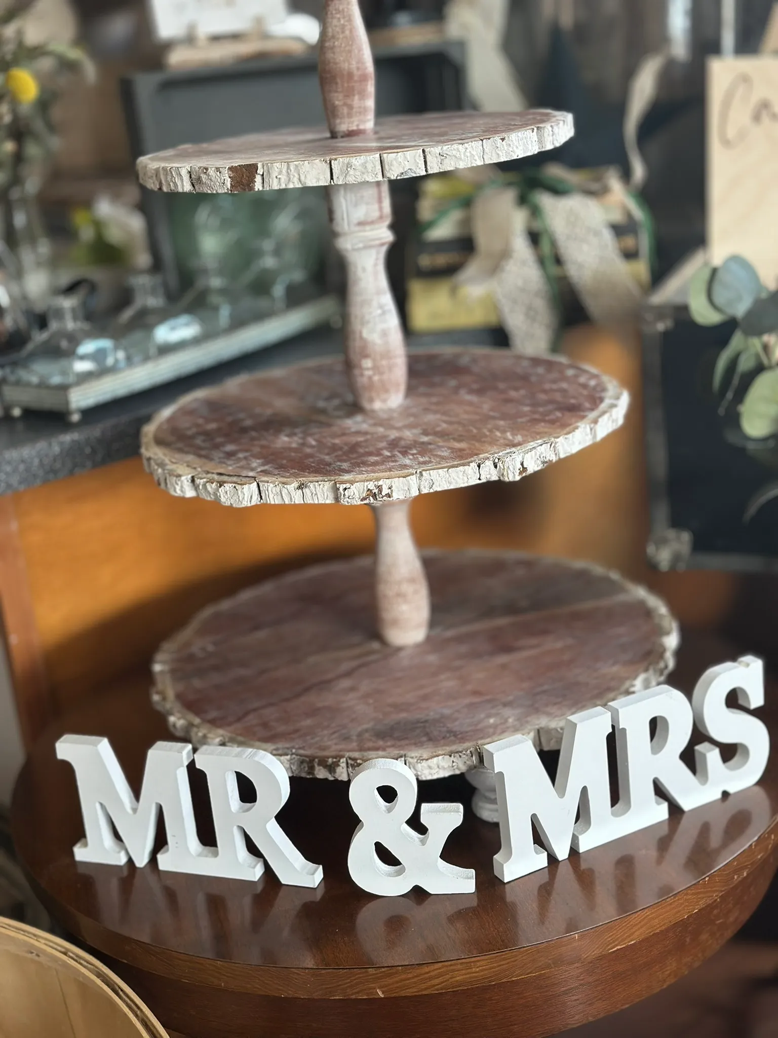 White Mr & Mrs Wood Letter Cutouts (set of 3)