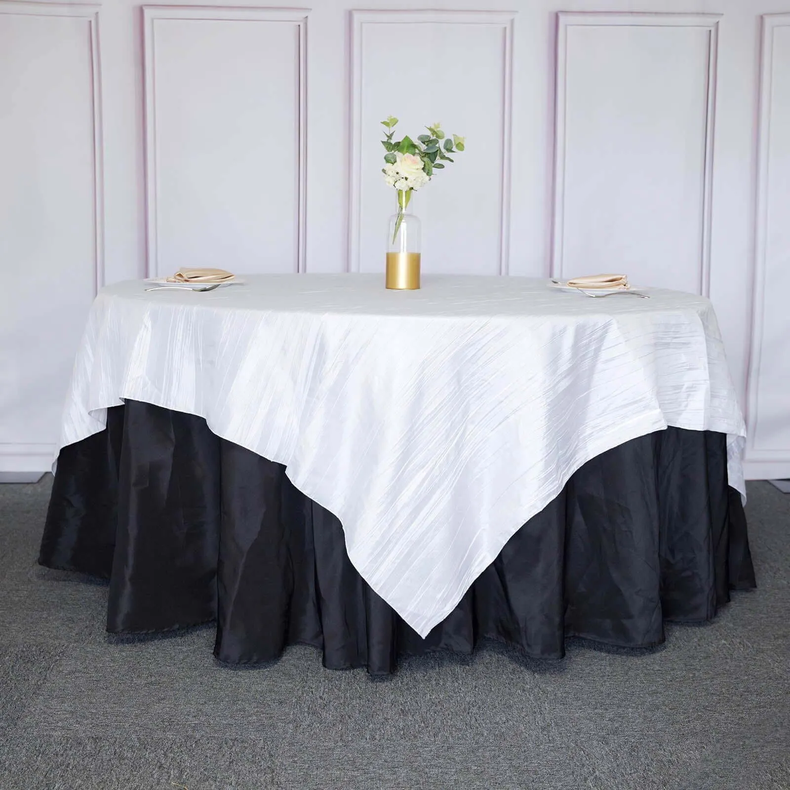 Tablecloths 43 x 43 overlay