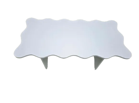 Curvy Kid Table