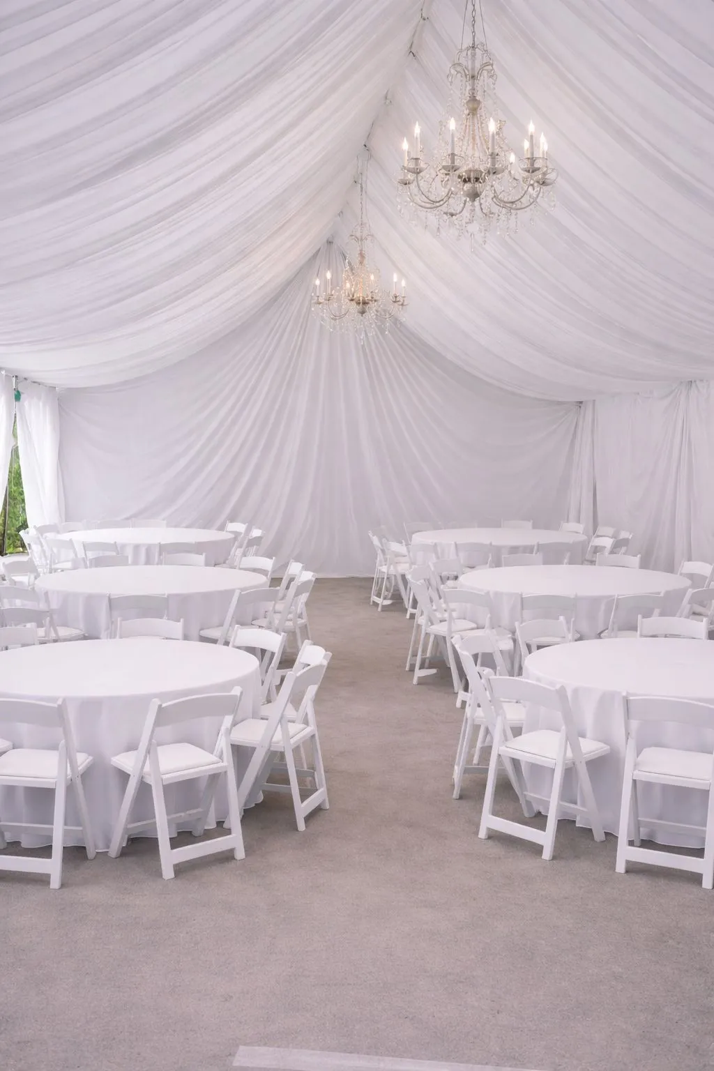  30x30 Tent With Draping