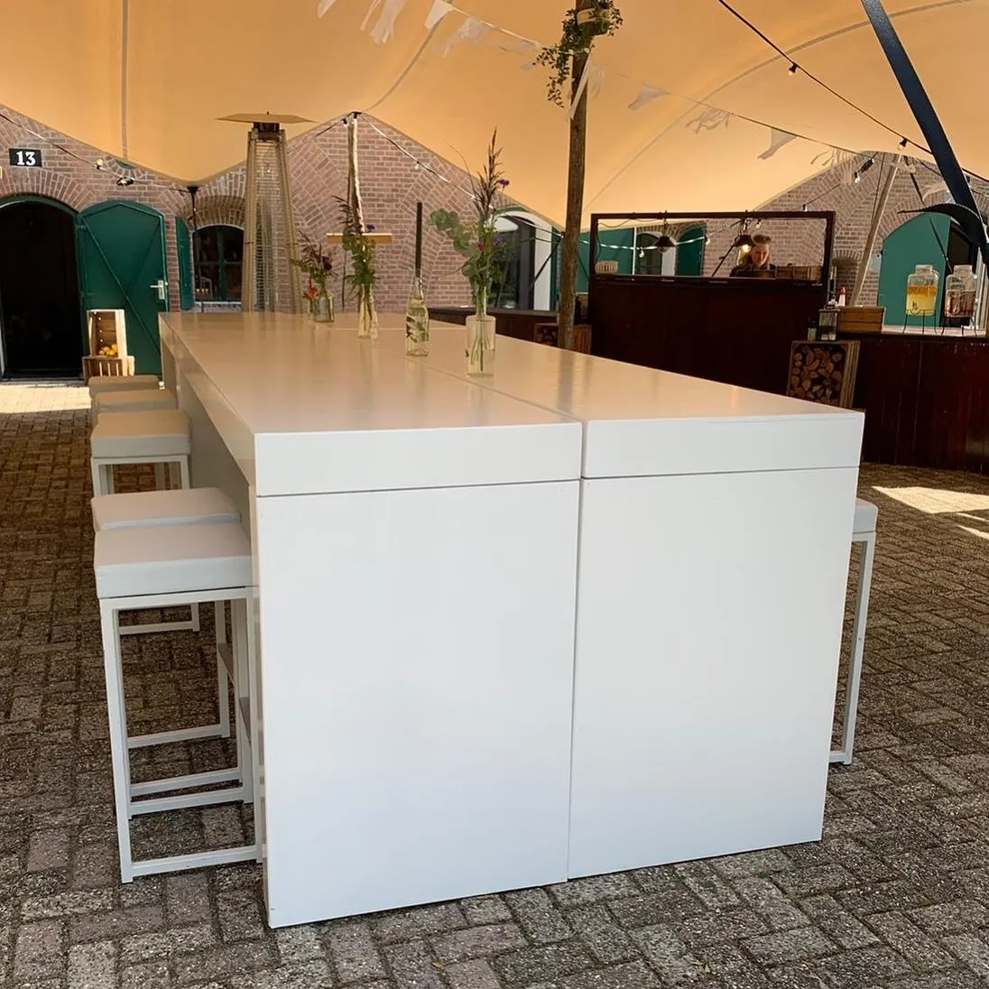 Hoge tafel (6 personen) - wit