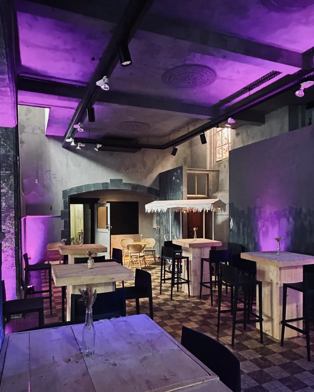 Hoge stoelen - zwart 