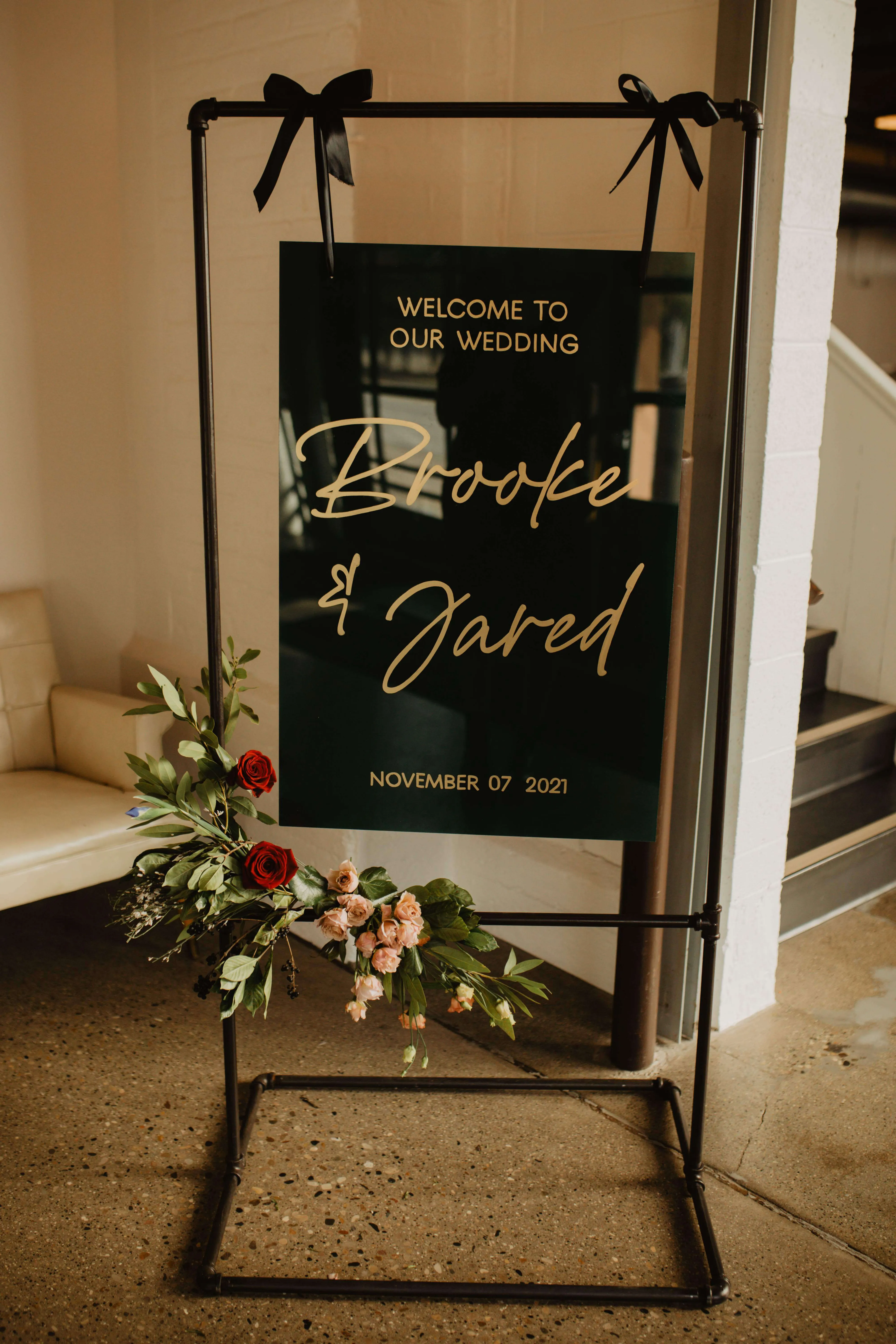 Black Pipe Sign Holder