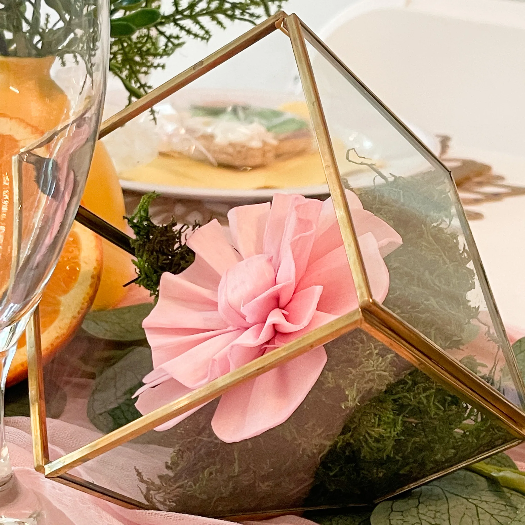 Hira Glass & Brass Cube