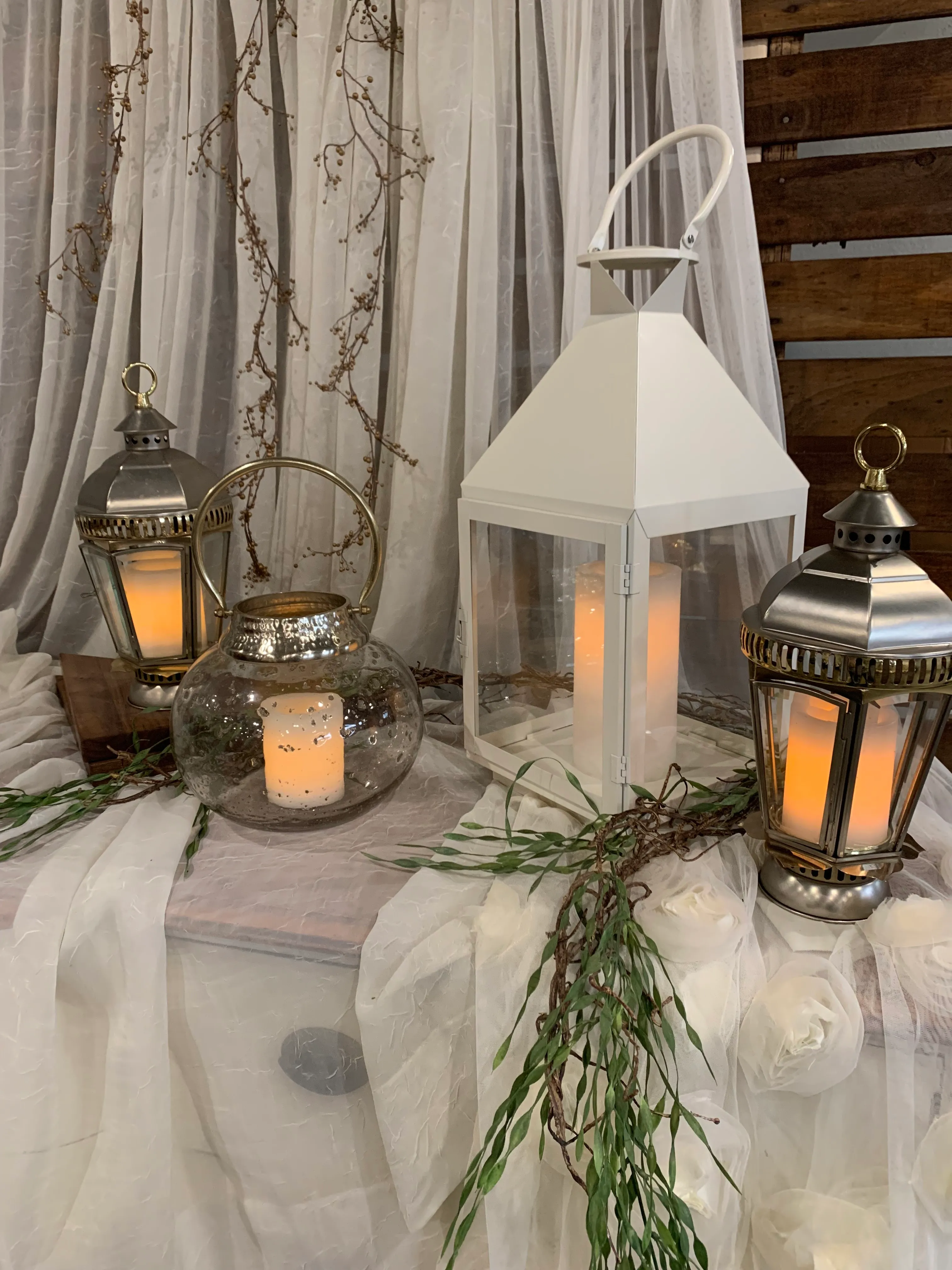 Lanterns 2 (set of 4)