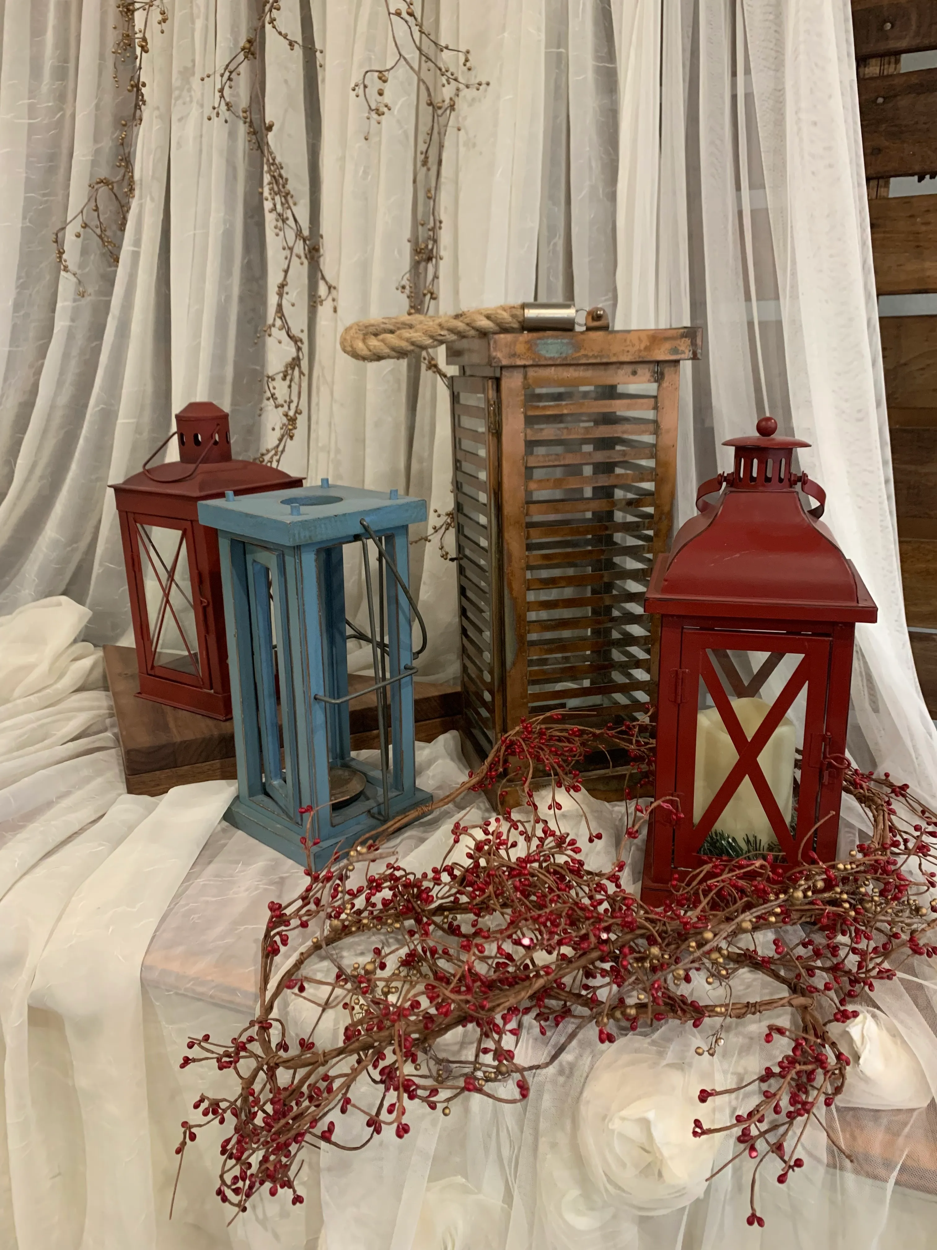 Lanterns Set 1 (set of 4)