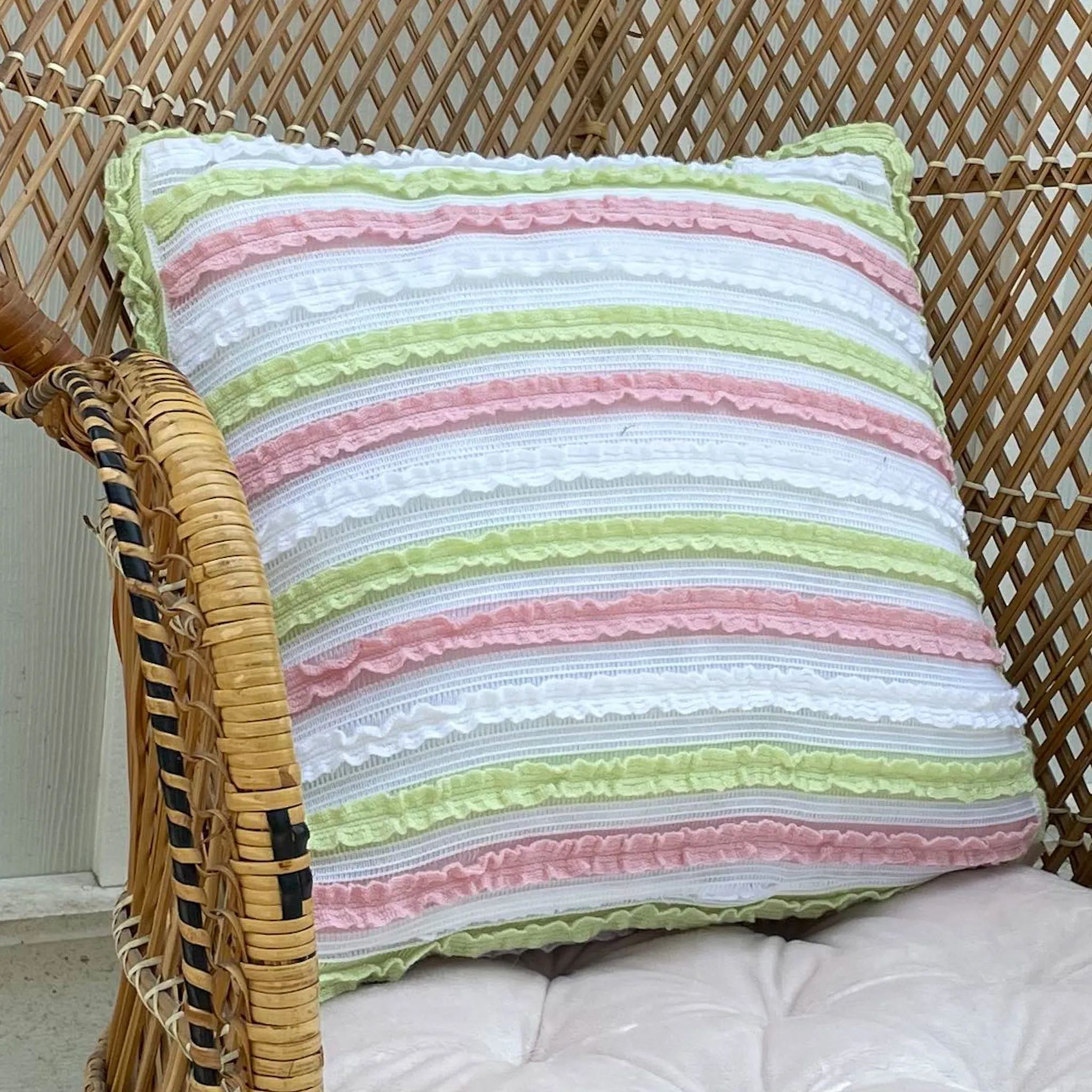 Ruffle Me PG Pretty Pillow
