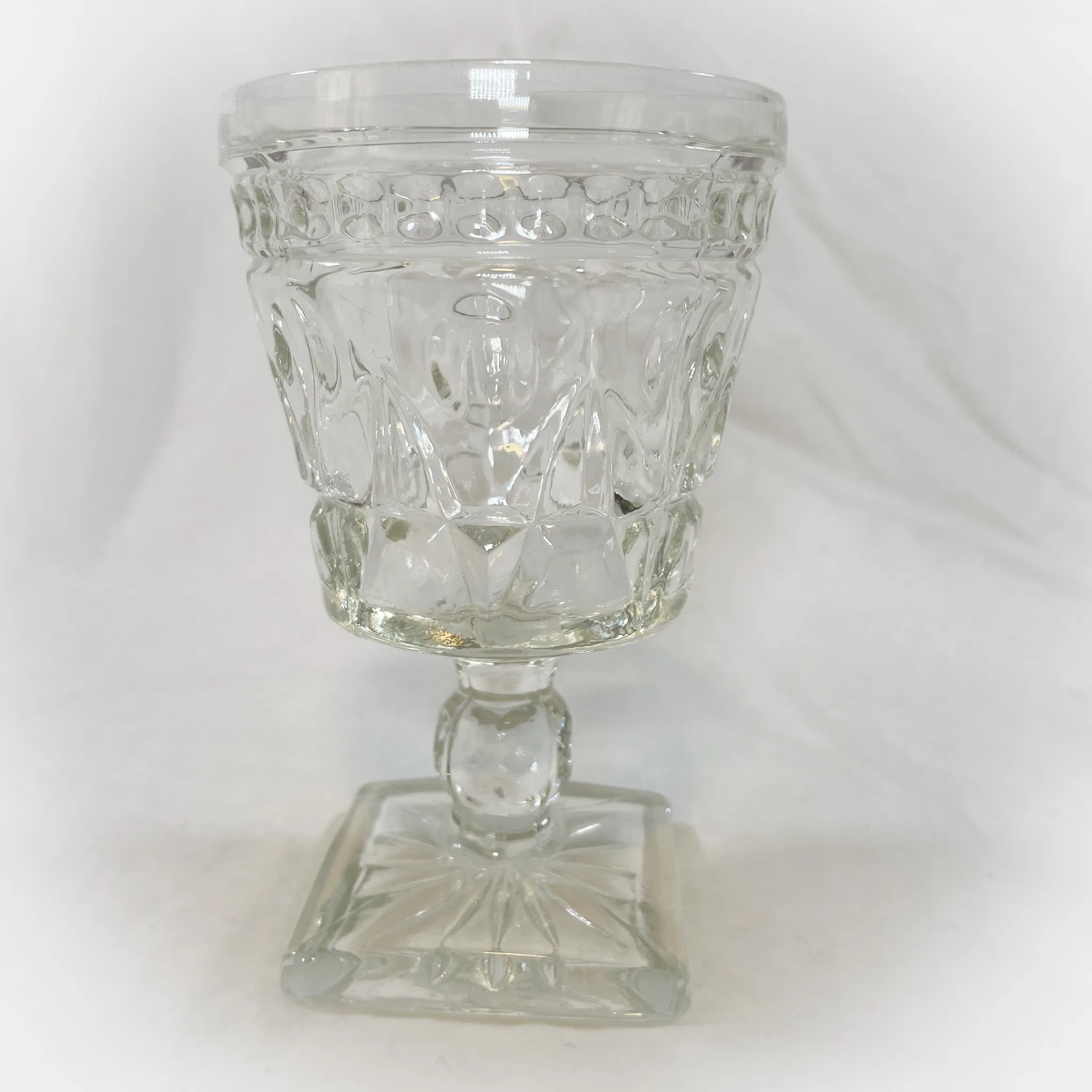 Dotted Trim 8oz Clear Goblets