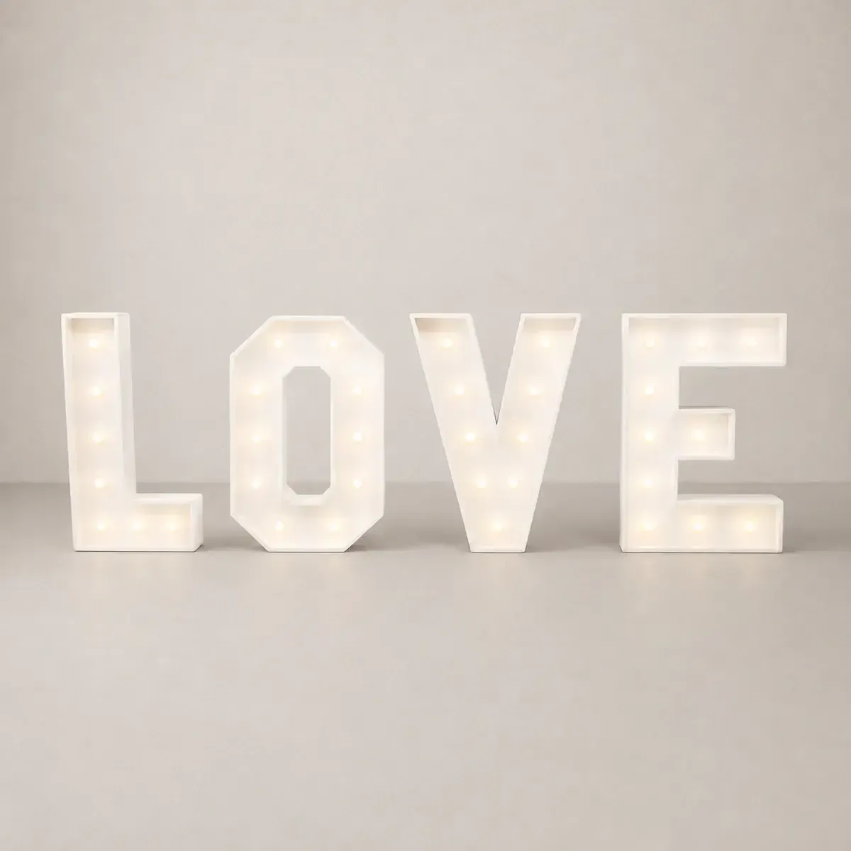 Light Up LOVE Letters 1.2m