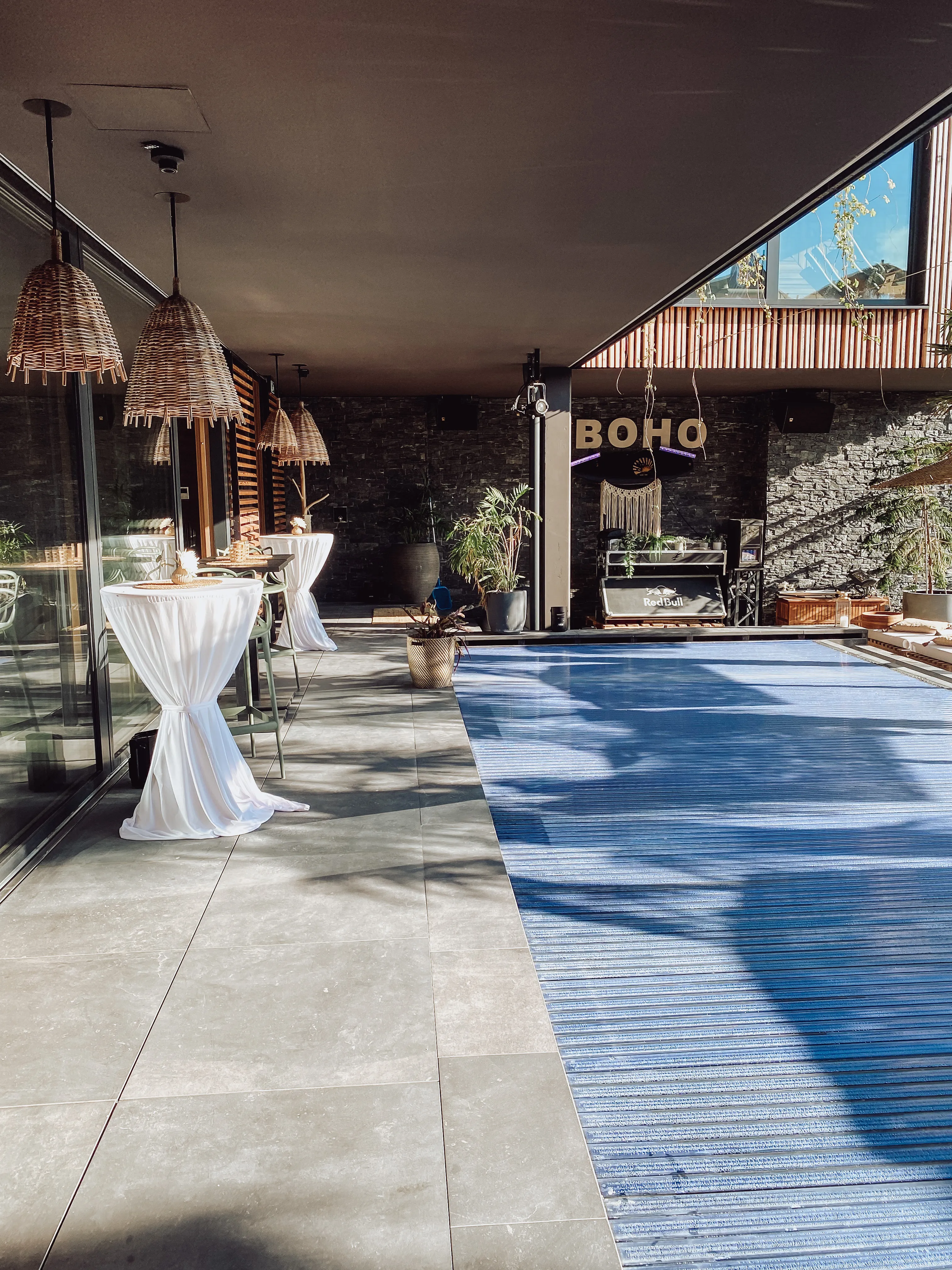 Hussen Stehtische weiß