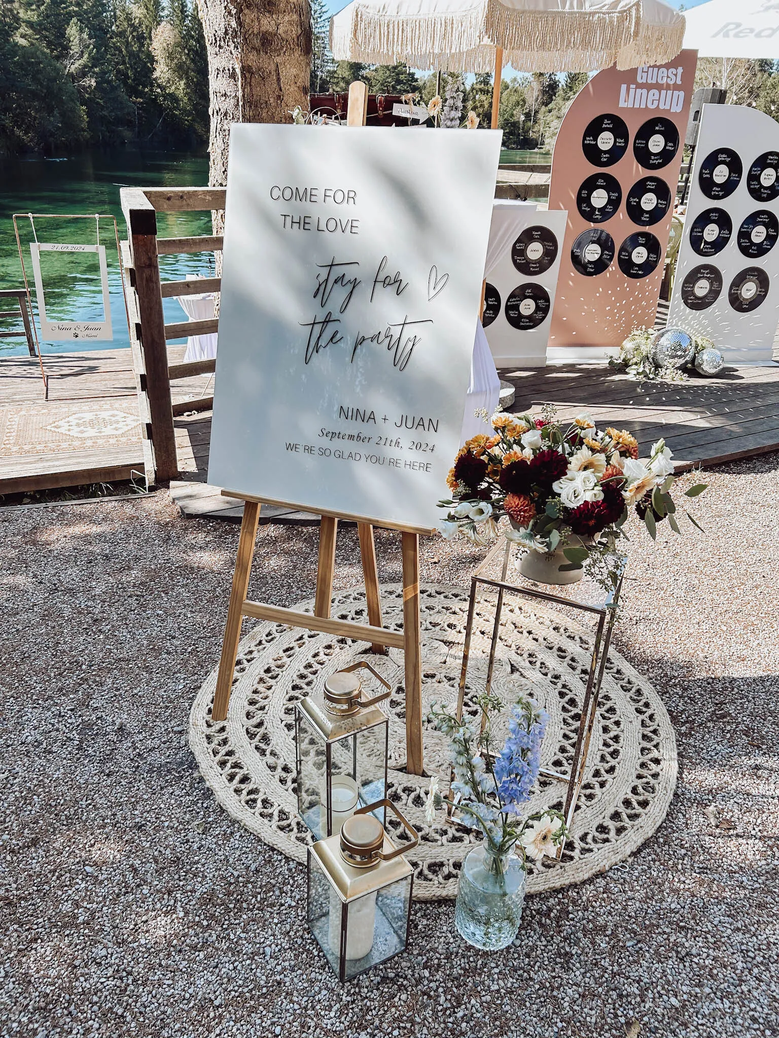 Welcome Schild "Come for the LOVE"