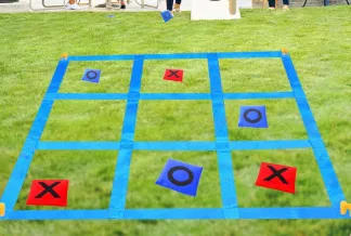 Giant Tic-Tac-Toe