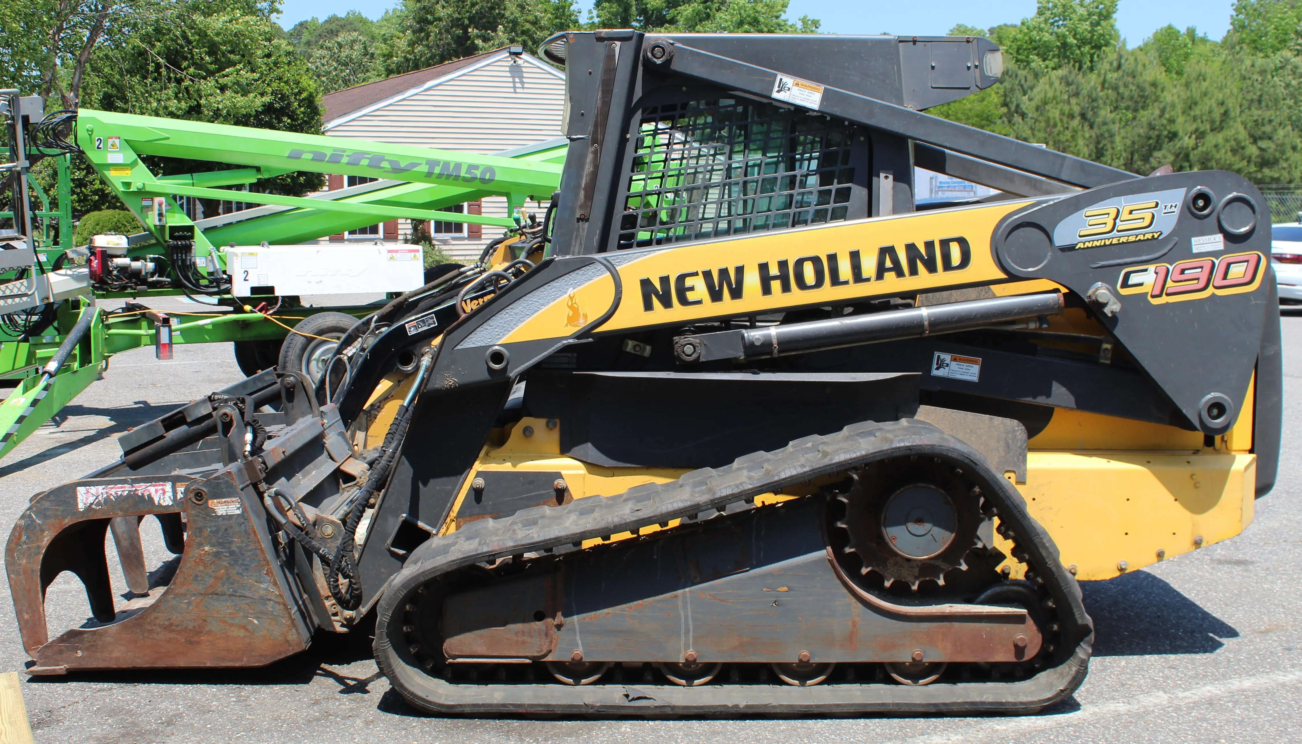 New Holland C190 Skid Steer