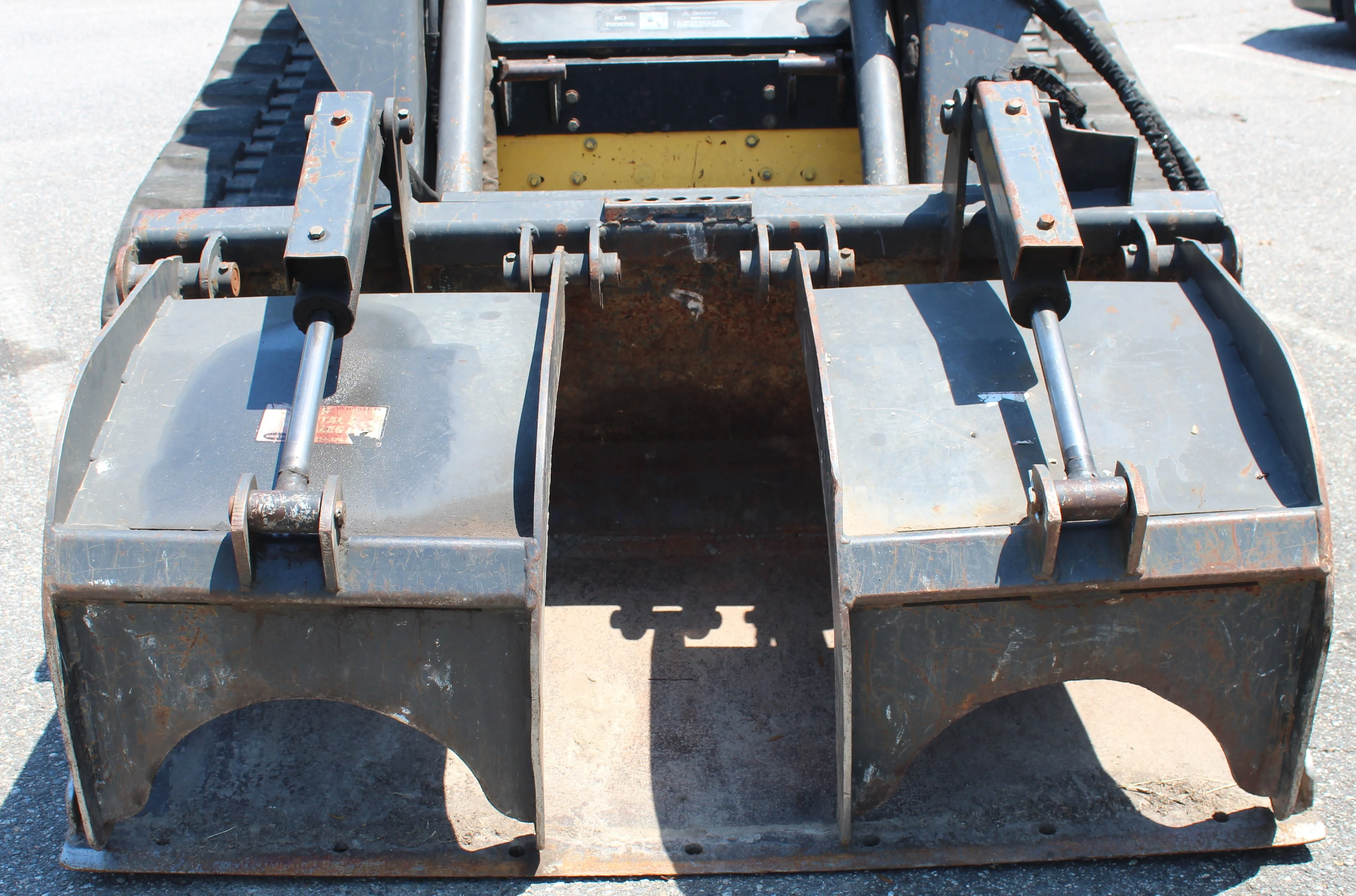 Grapple Bucket Attachment