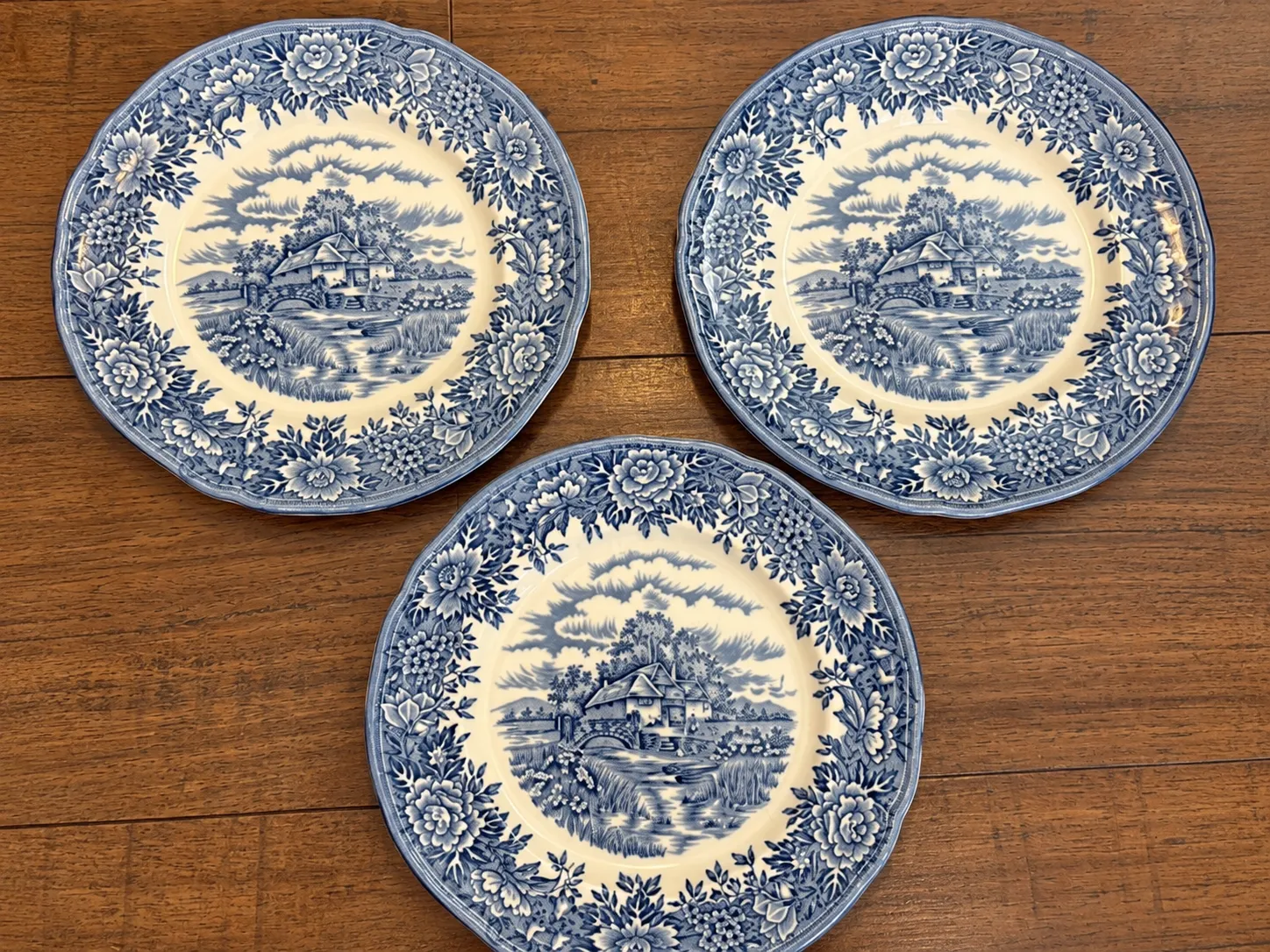 English Village Blue & White Dessert Plate