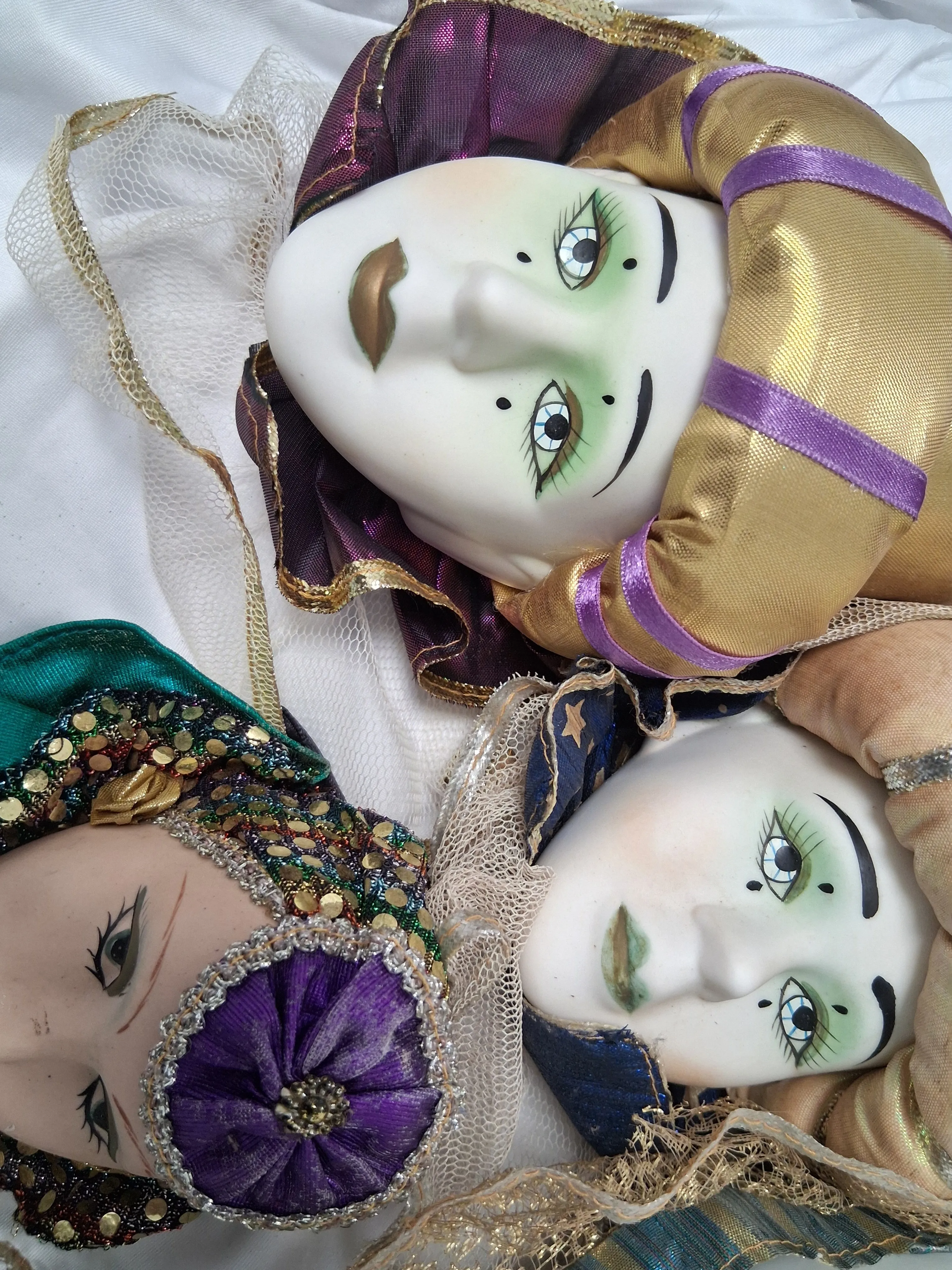 Lot de Masque décoratif en porcelaine - Carnaval - Propriétaire Privé