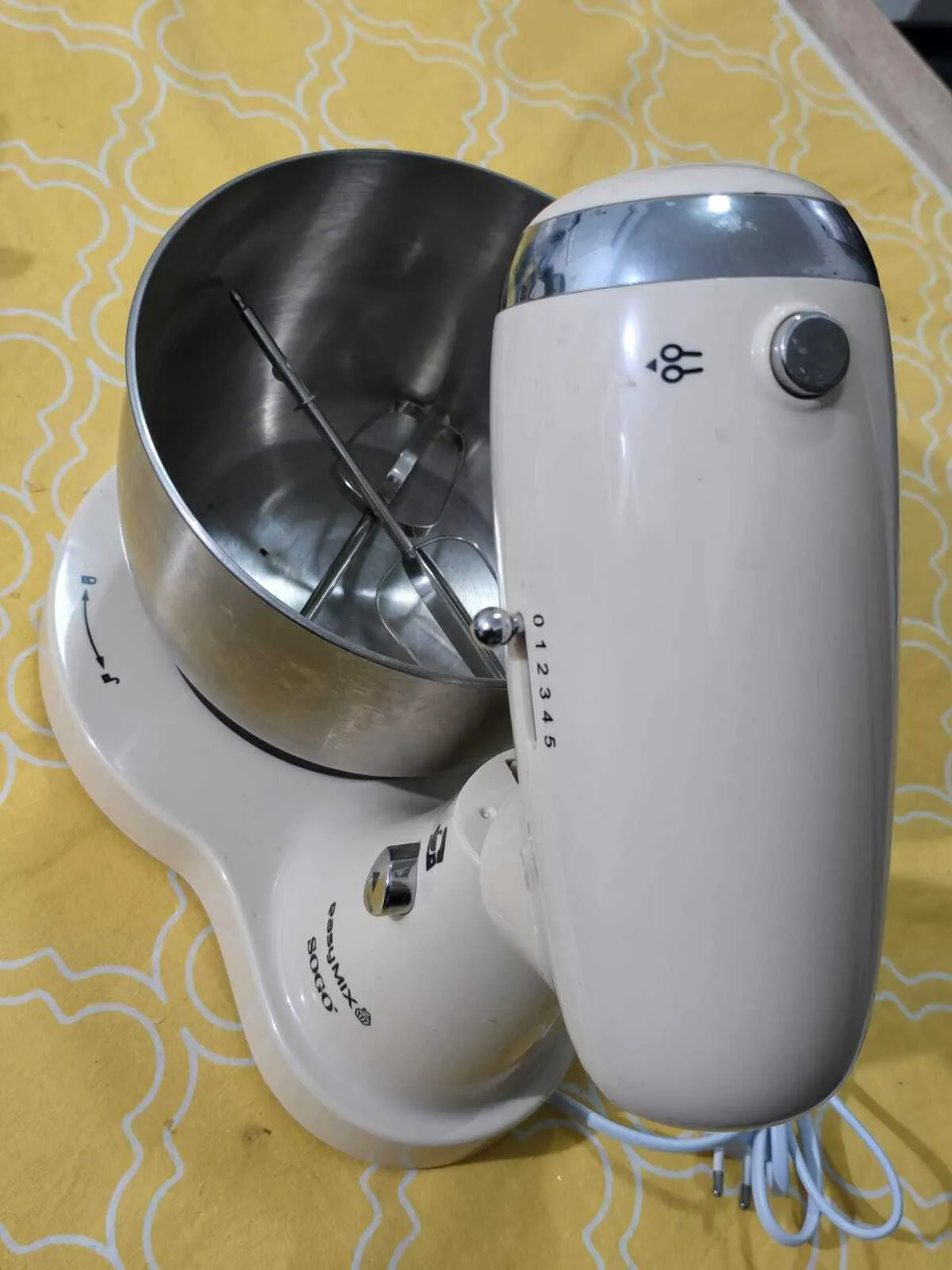 Robot pâtissier - Propriétaire Privé