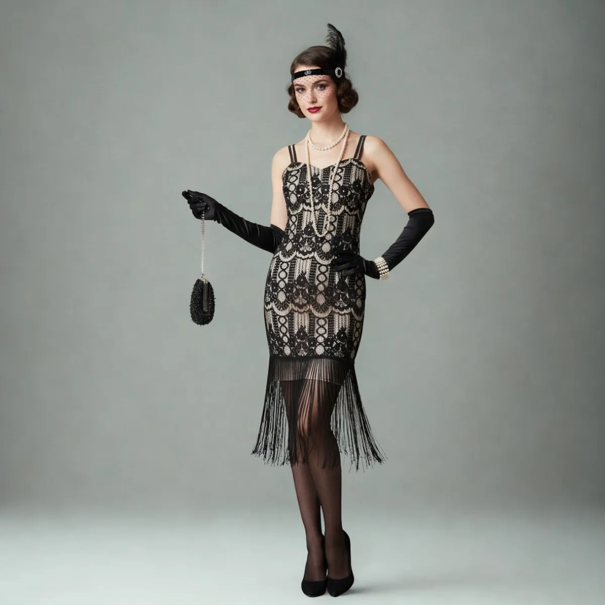 Retro sunknelė - Nėrinių aristokratė