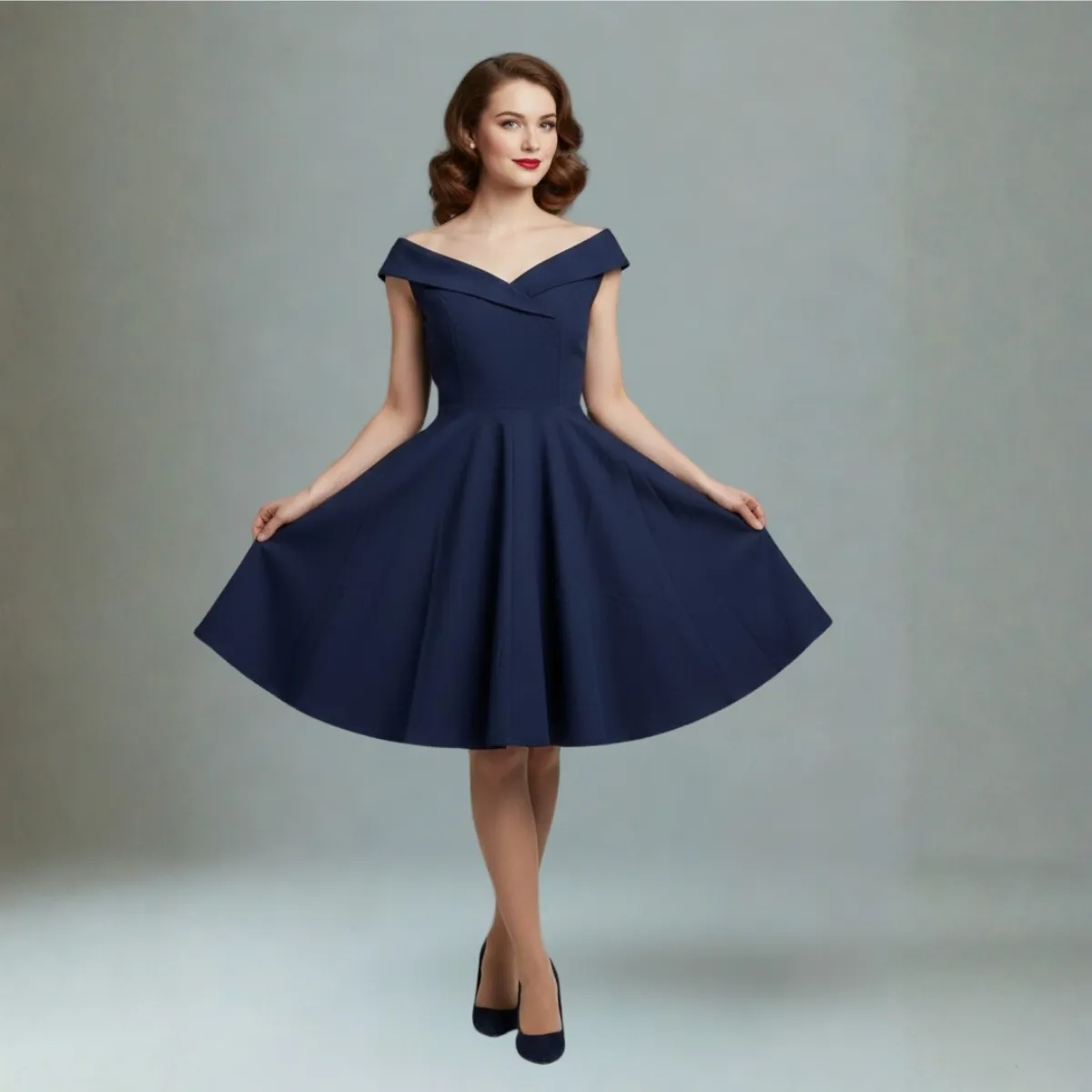 Mėlyna 50-ųjų stiliaus retro suknelė