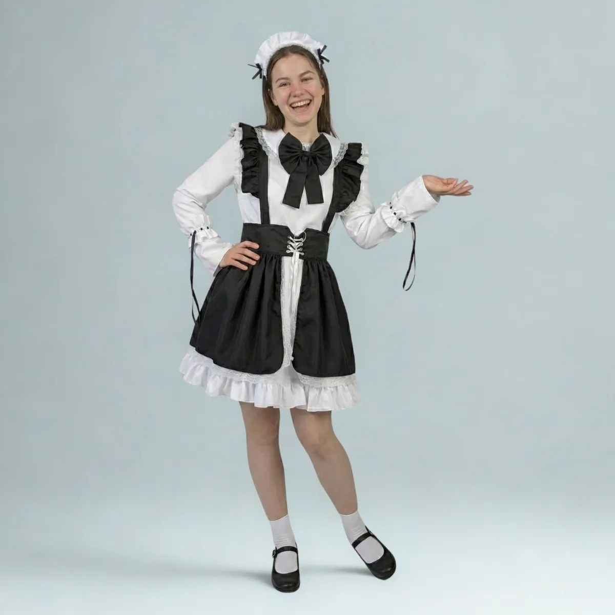 Anime maid kostiumas su korsetiniu diržu (japoniška cosplay stilistika)