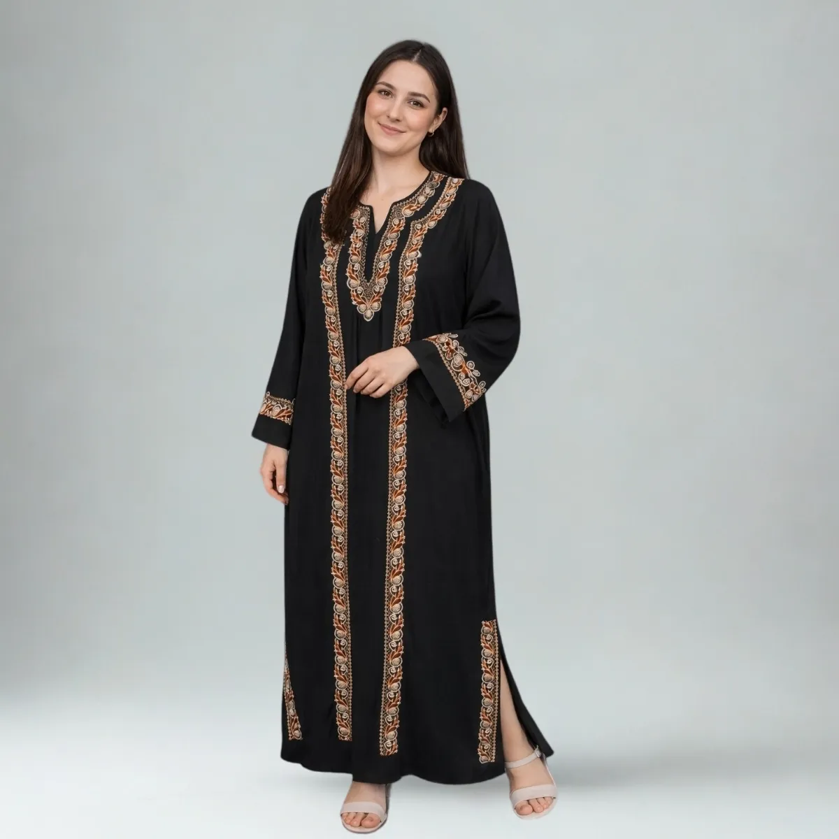 Juoda dželaba (arabiškas tradicinis kostiumas)