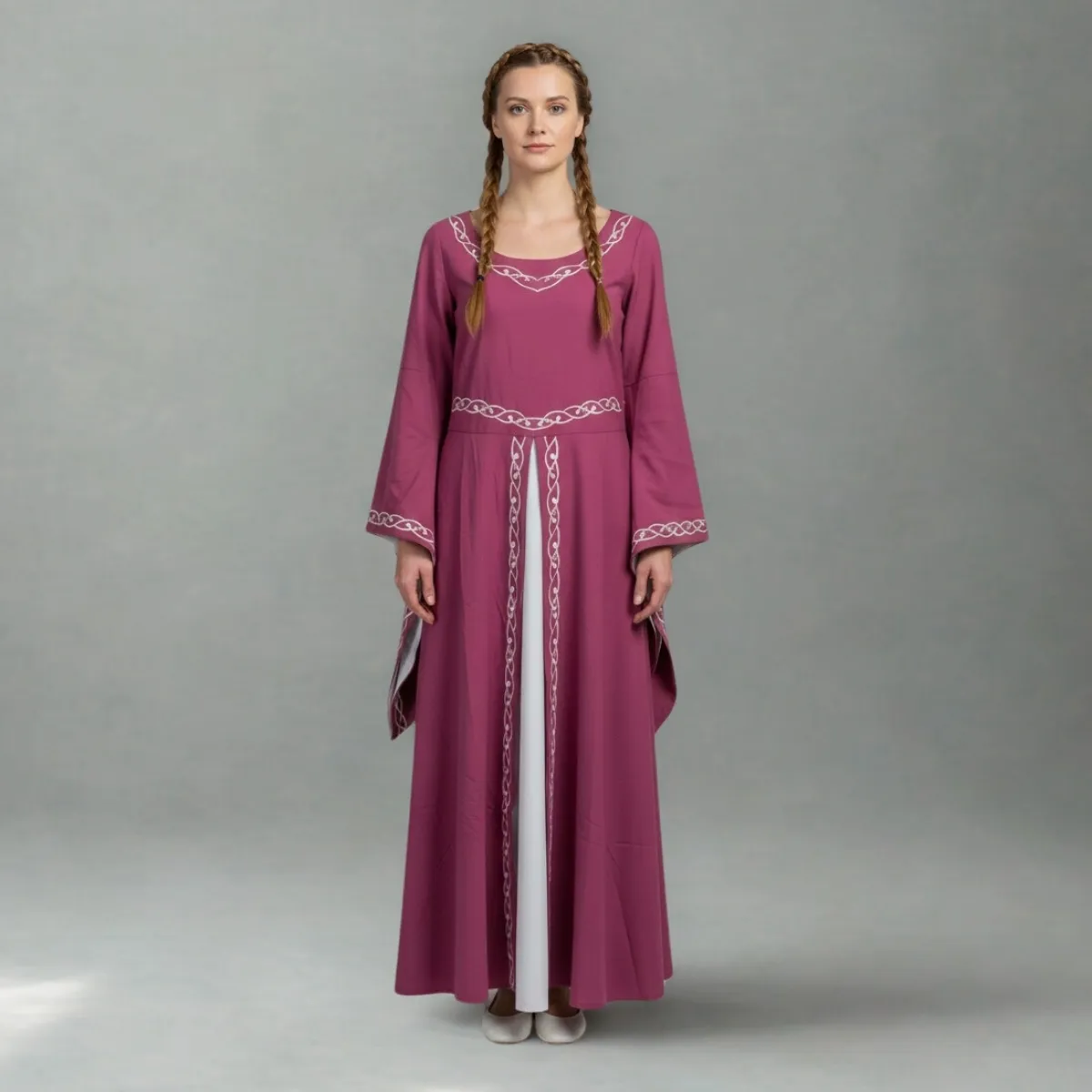 Romantiška dama (viduramžių stiliaus kostiumas)