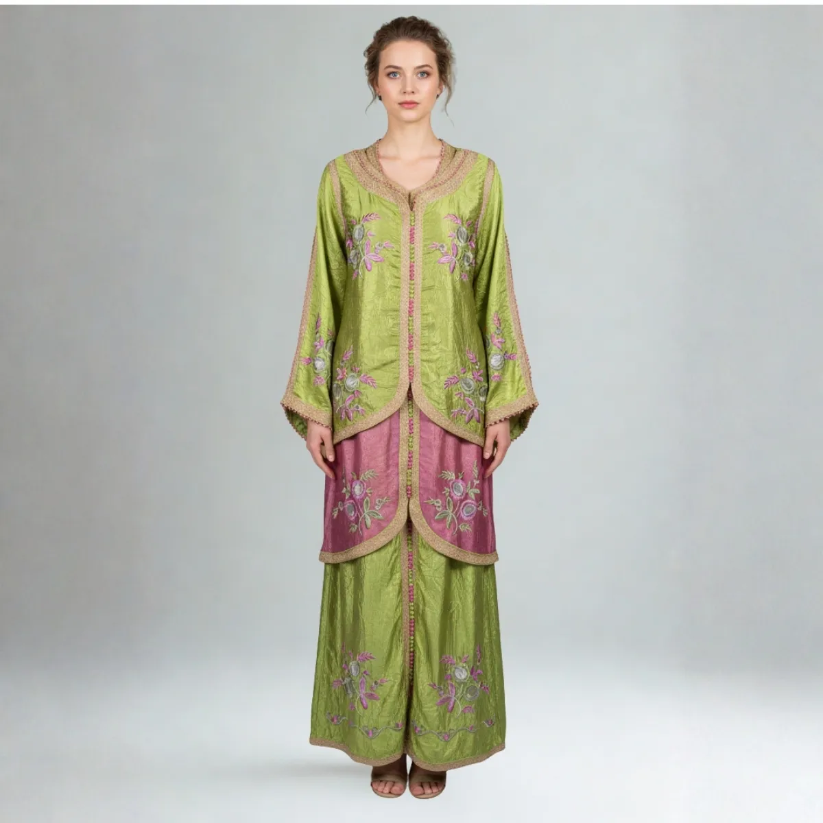 Marokietiško stiliaus kaftanas