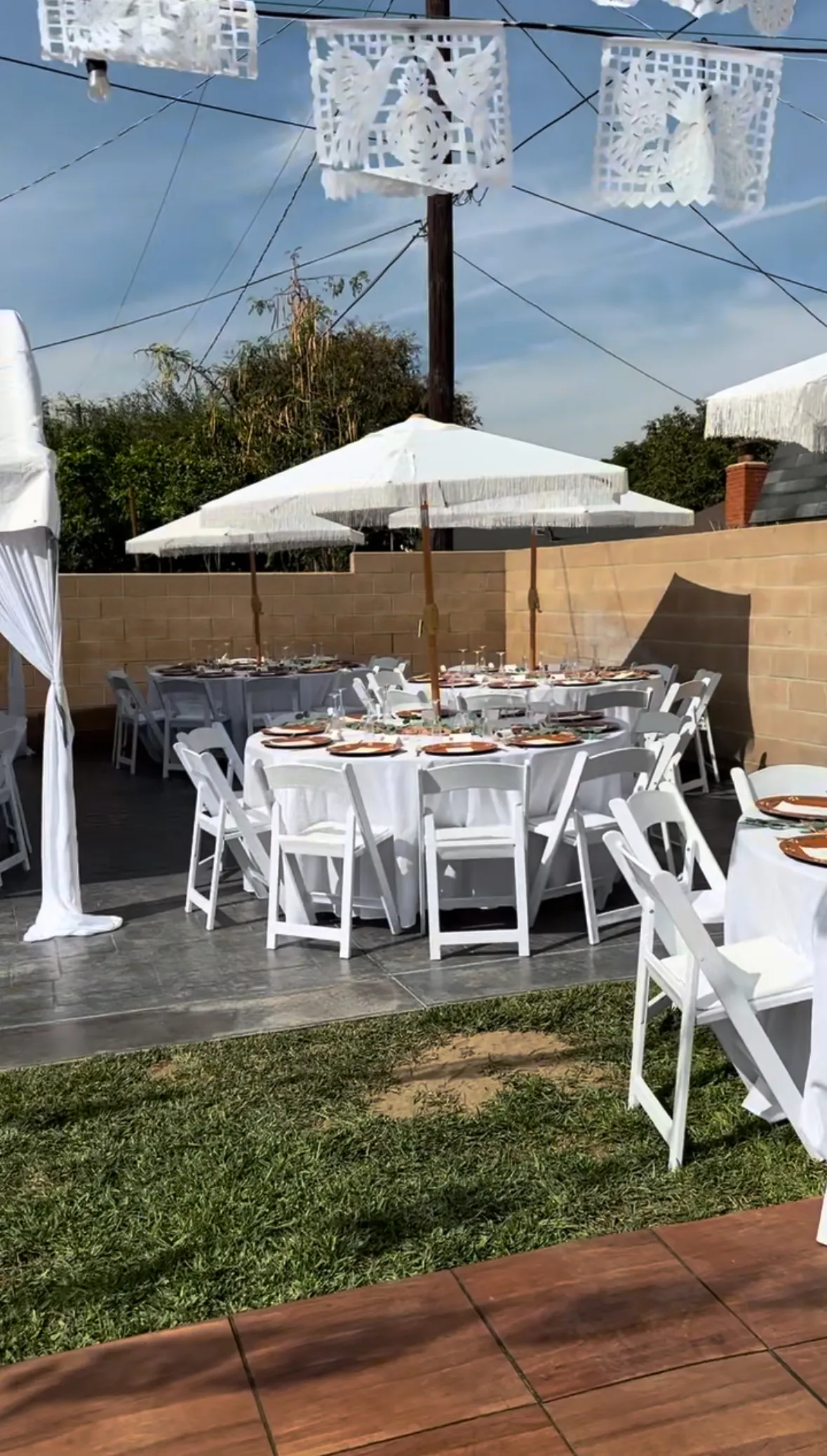 Umbrella Table Set