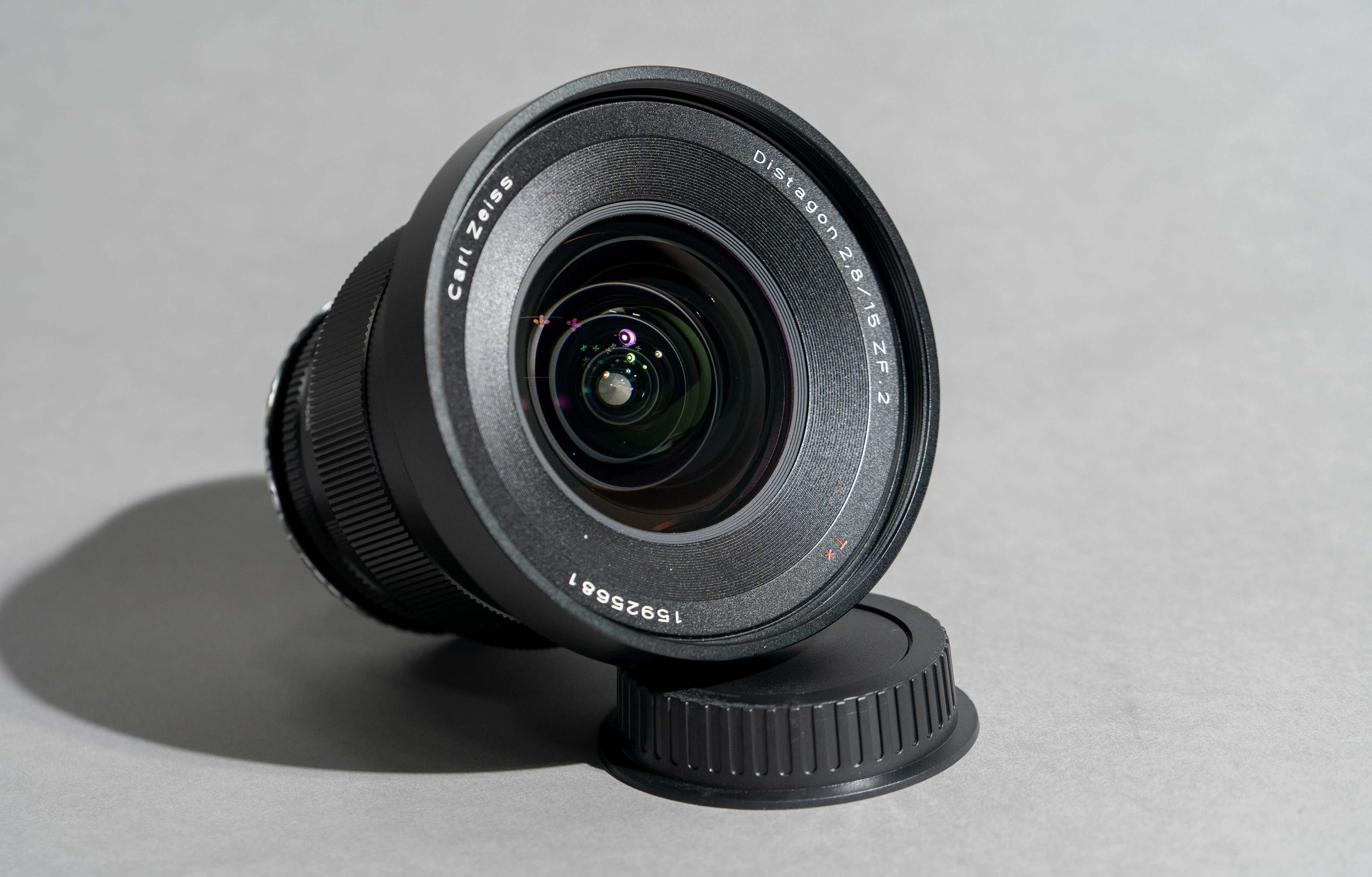Lente Zeiss 15mm f/2.8 Distagon ZF.2