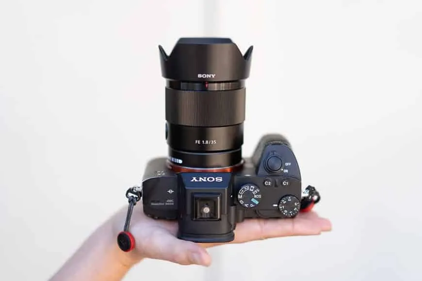Kit Sony A7III + Lentes Rokinon