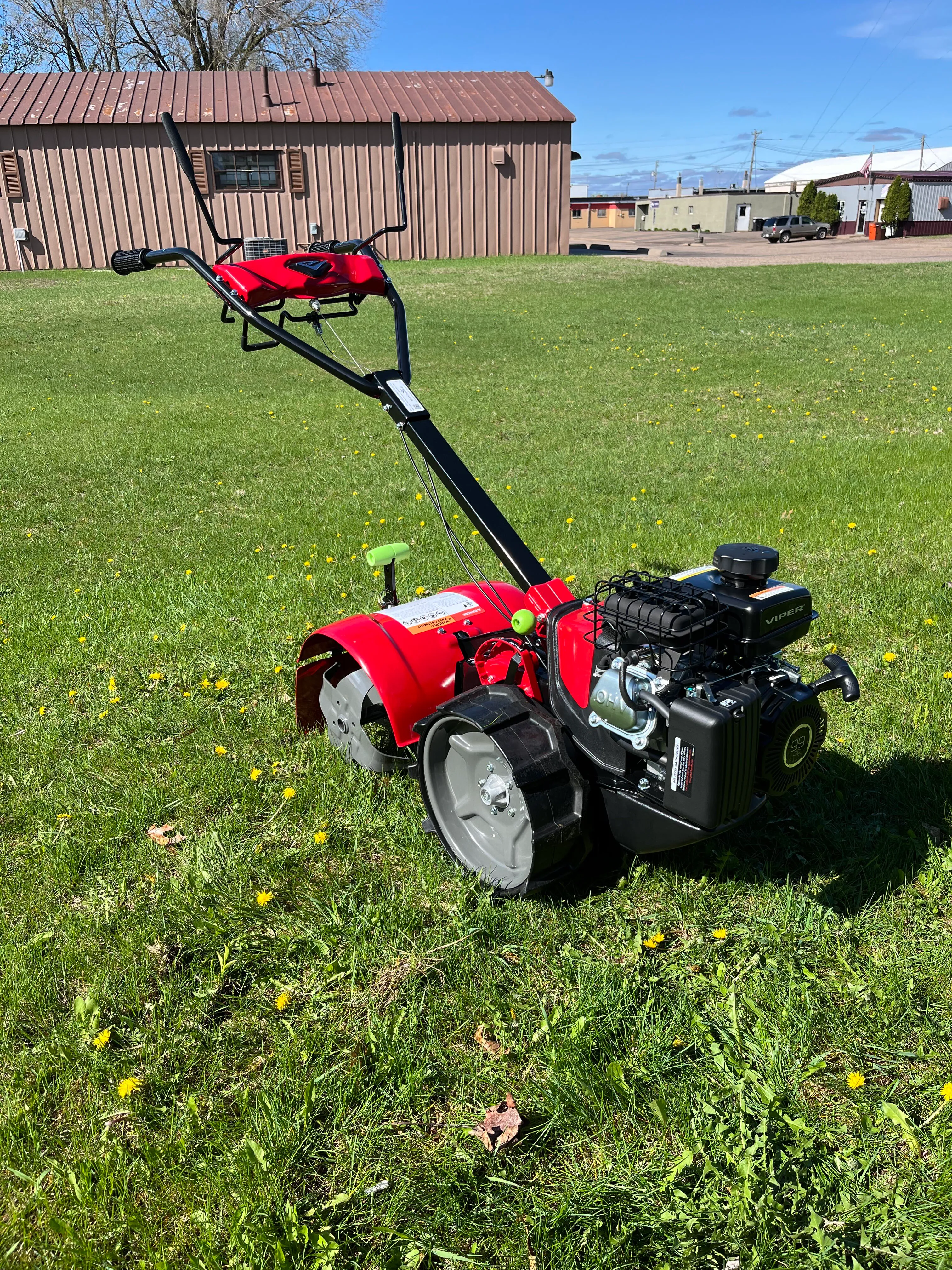 Dual Control 17" Tiller (forward or reverse spinning tines)