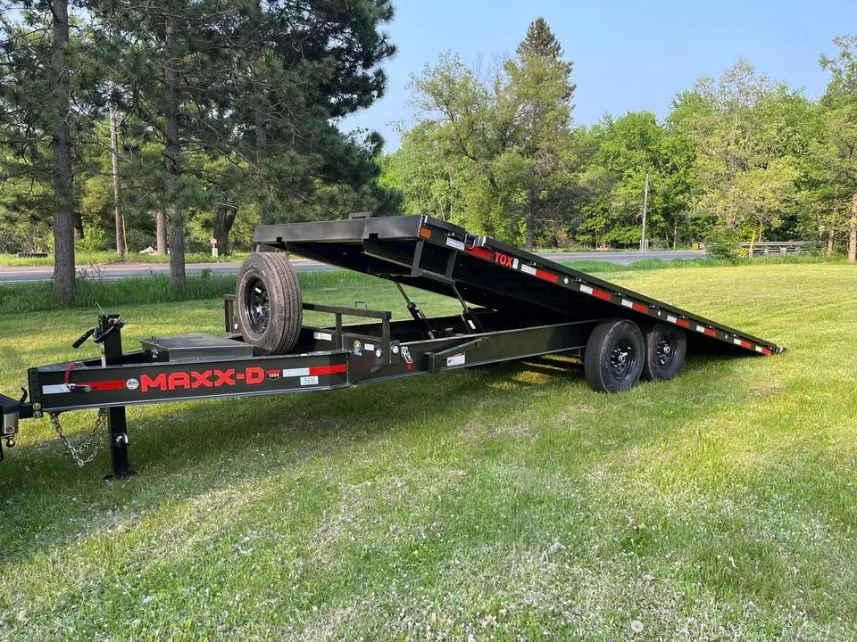 22' Deck Over Tilt Trailer w/ Winch