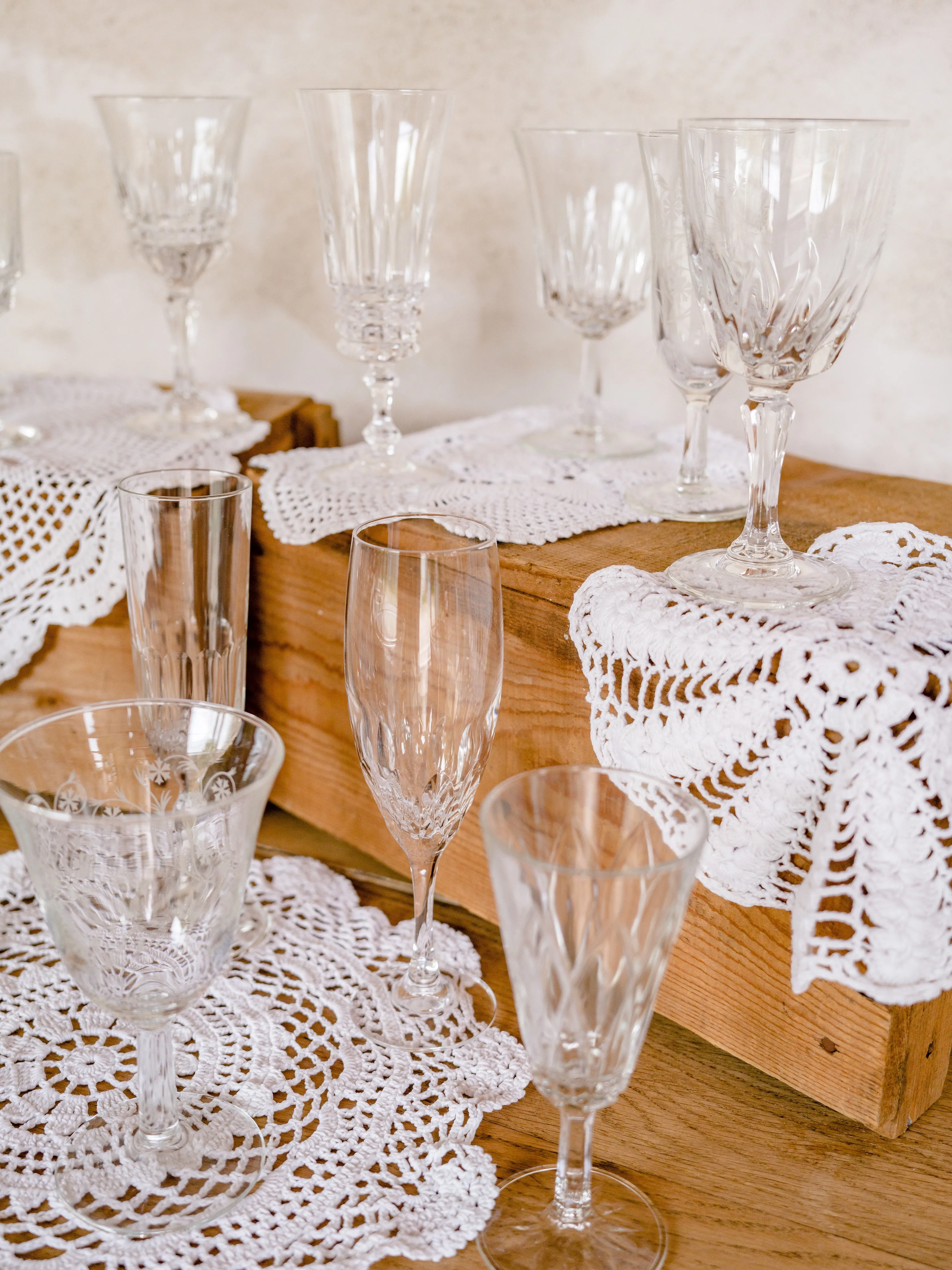 VERRES À PIED | Transparents ciselés & gravés